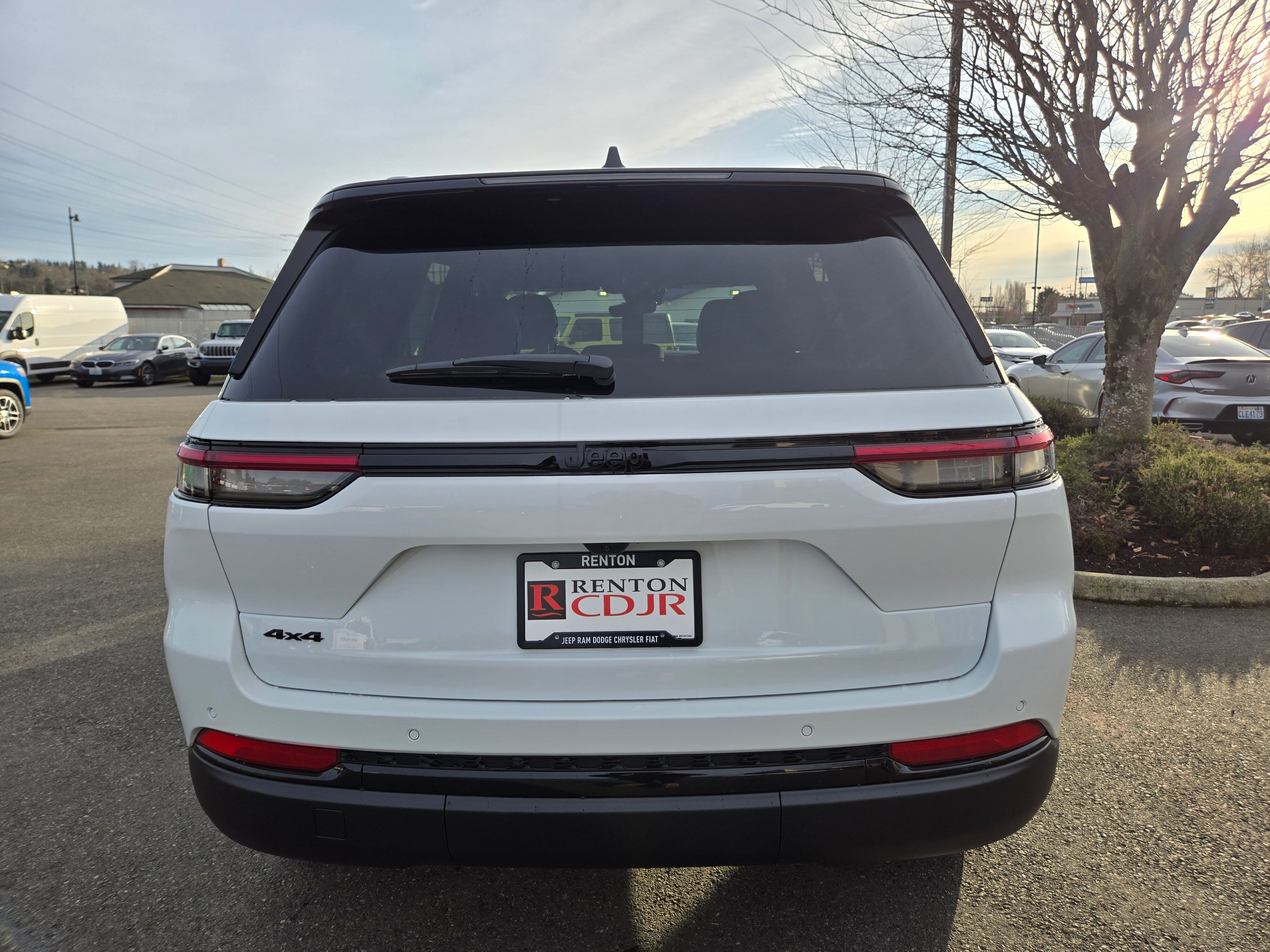 View vehicle photo 6