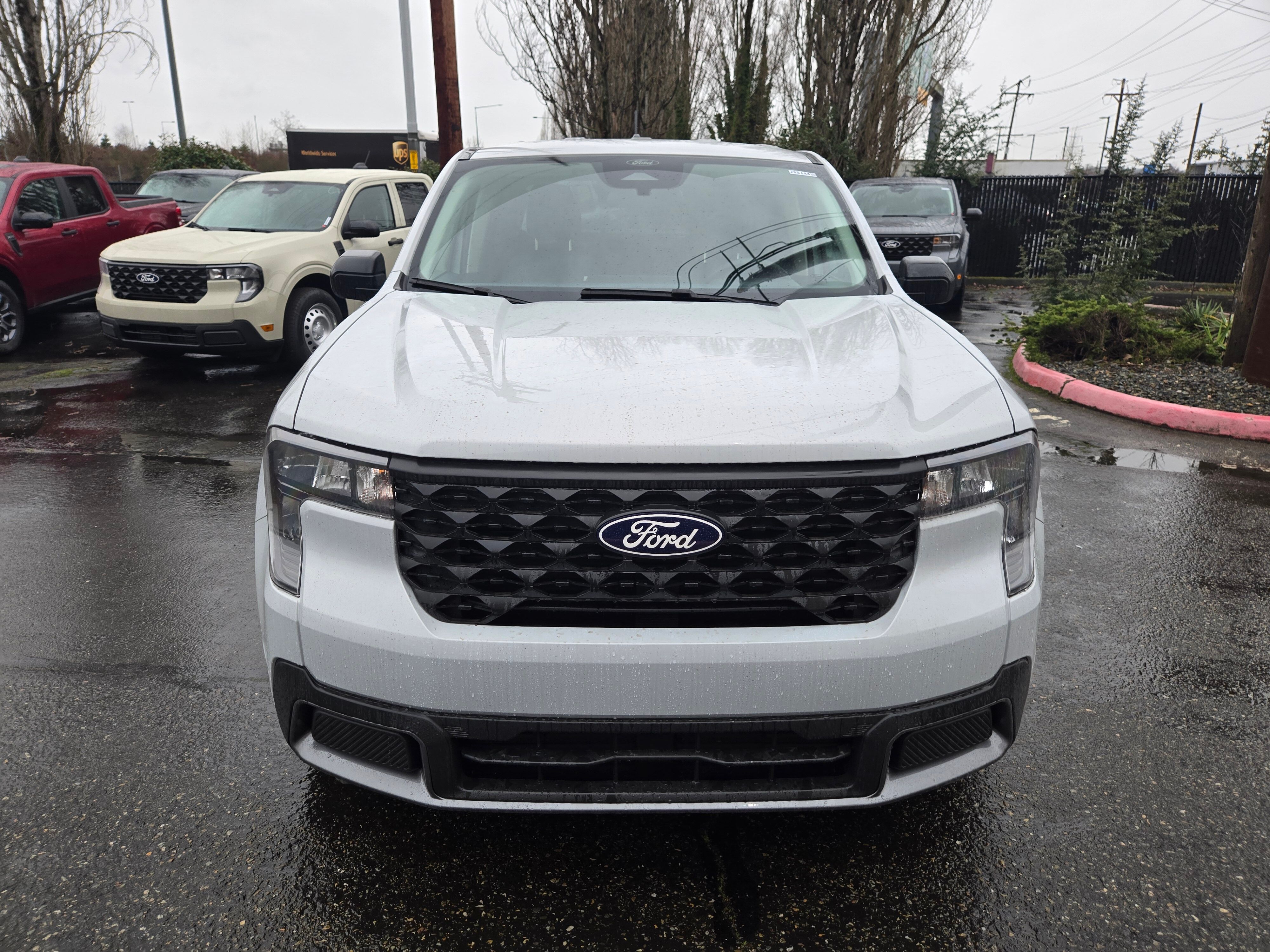 View vehicle photo 2