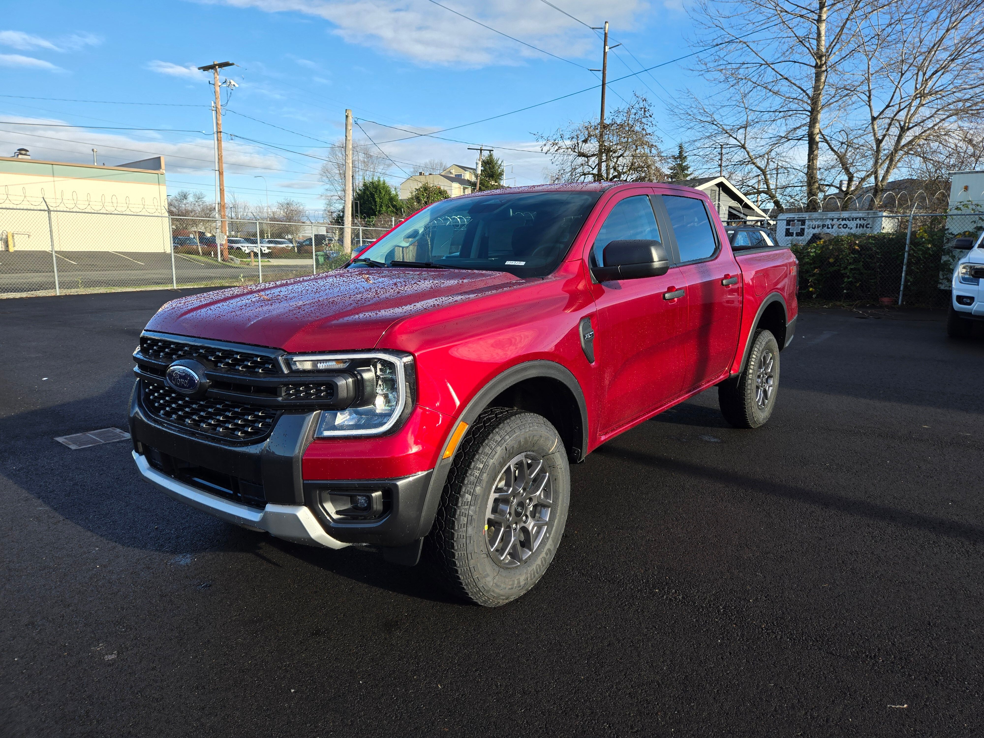 View vehicle photo 3