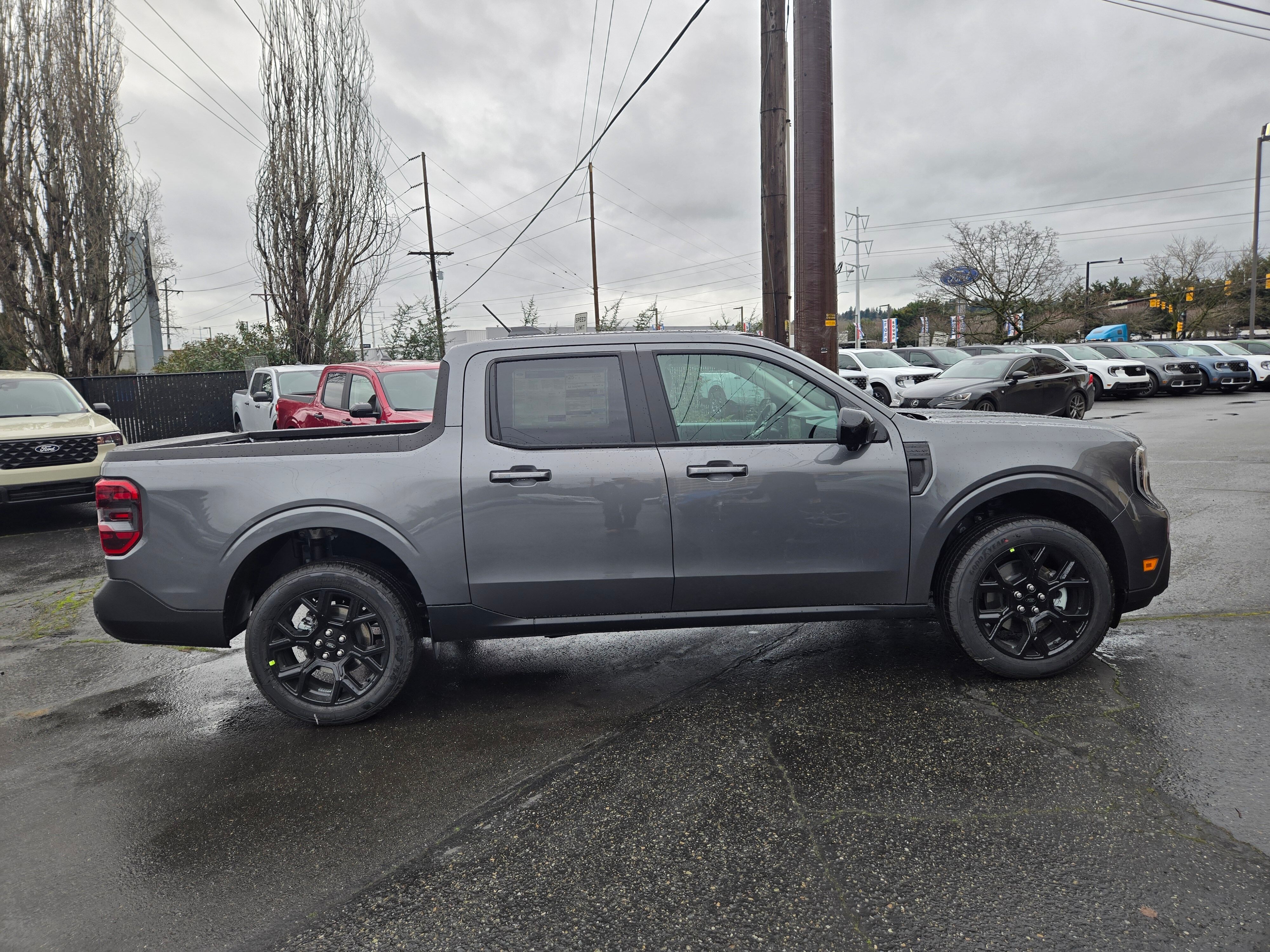 View vehicle photo 4