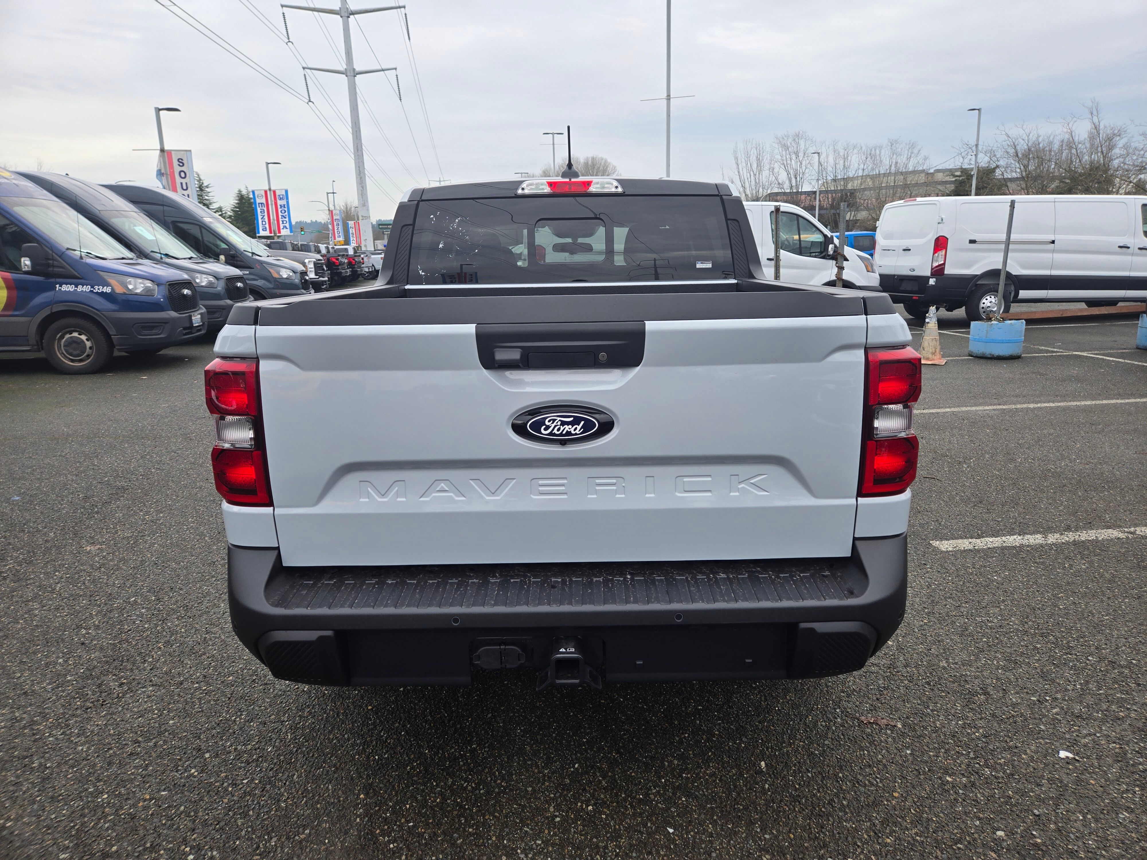 View vehicle photo 6
