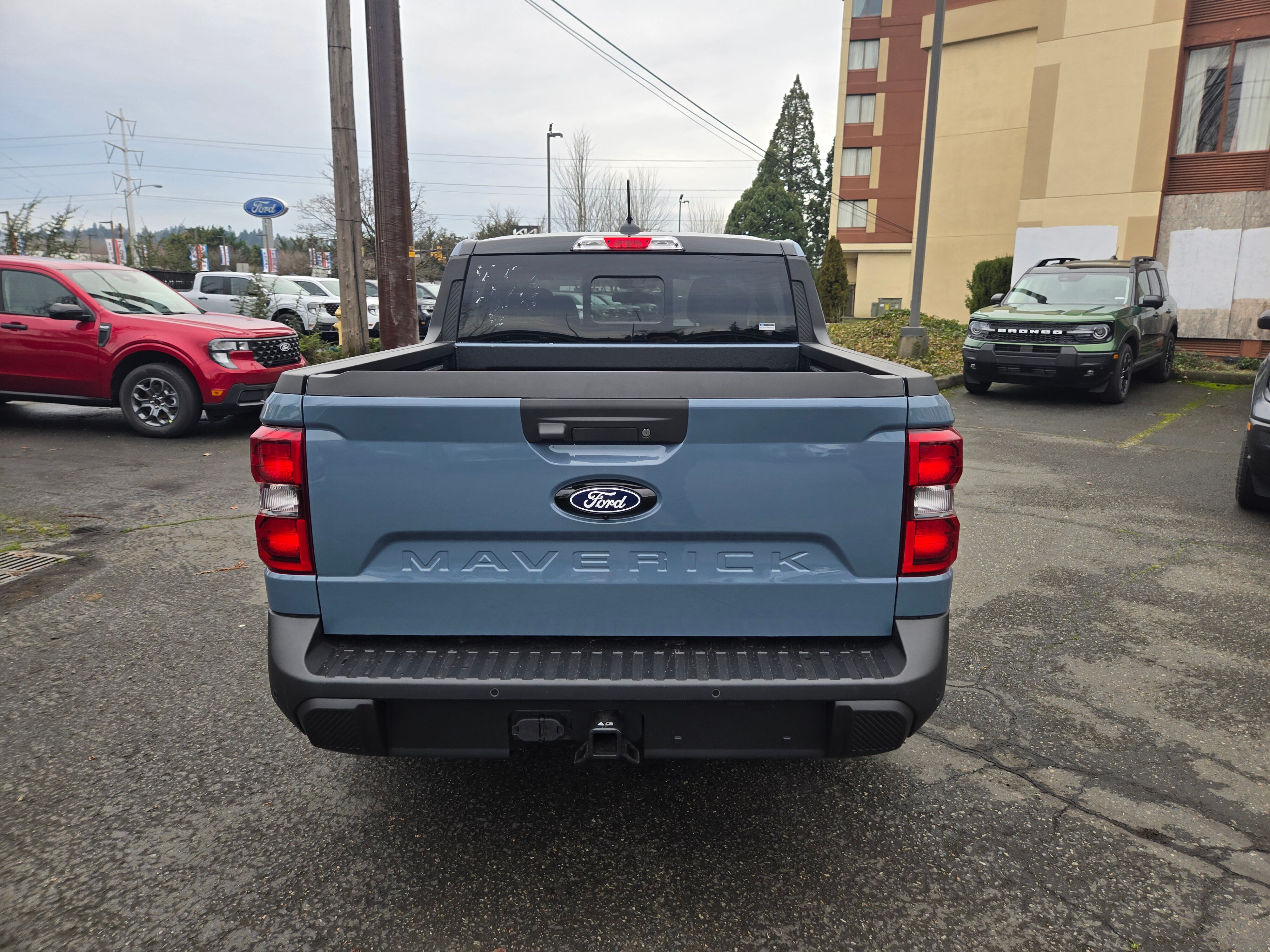 View vehicle photo 6