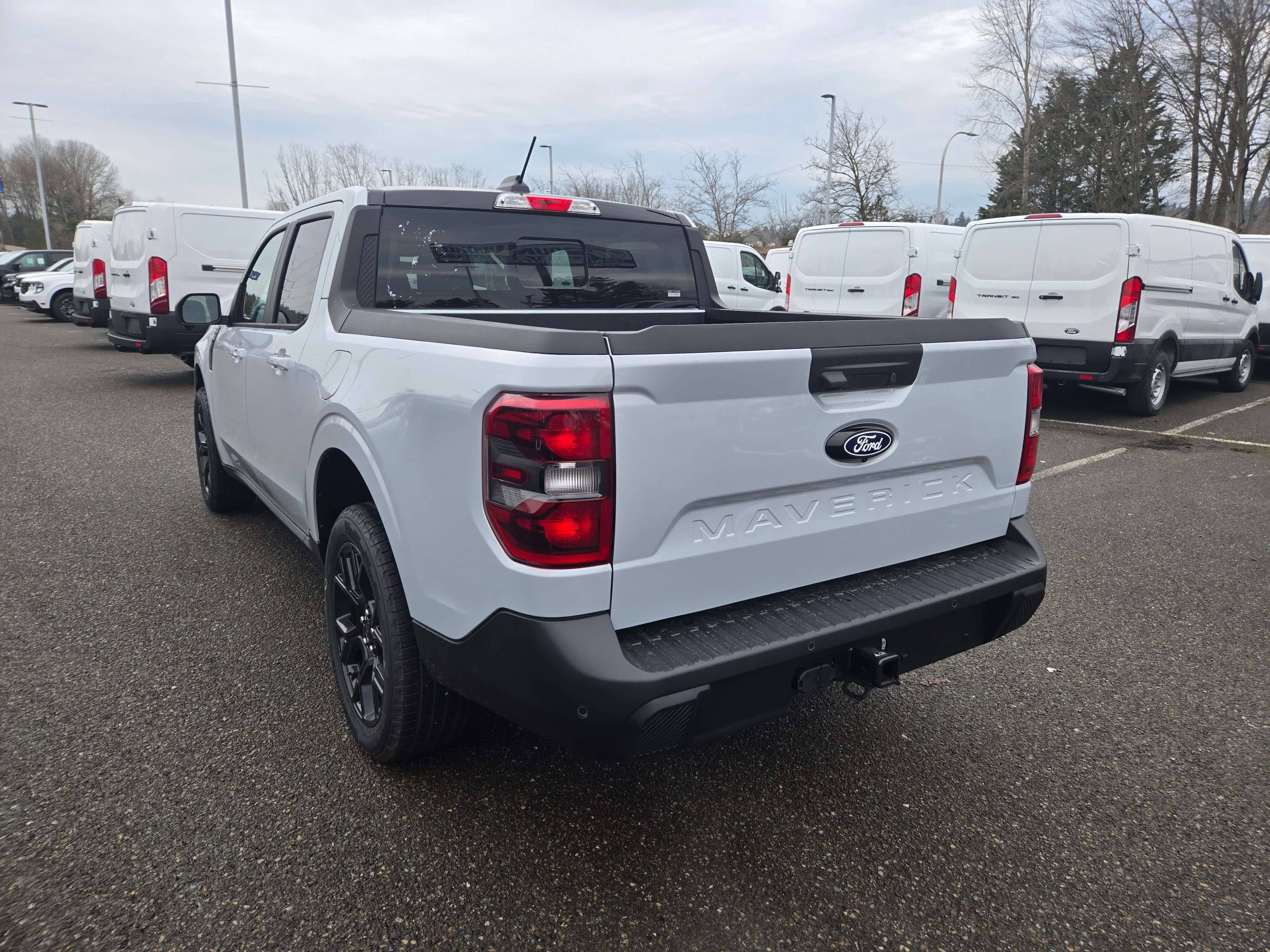 View vehicle photo 7