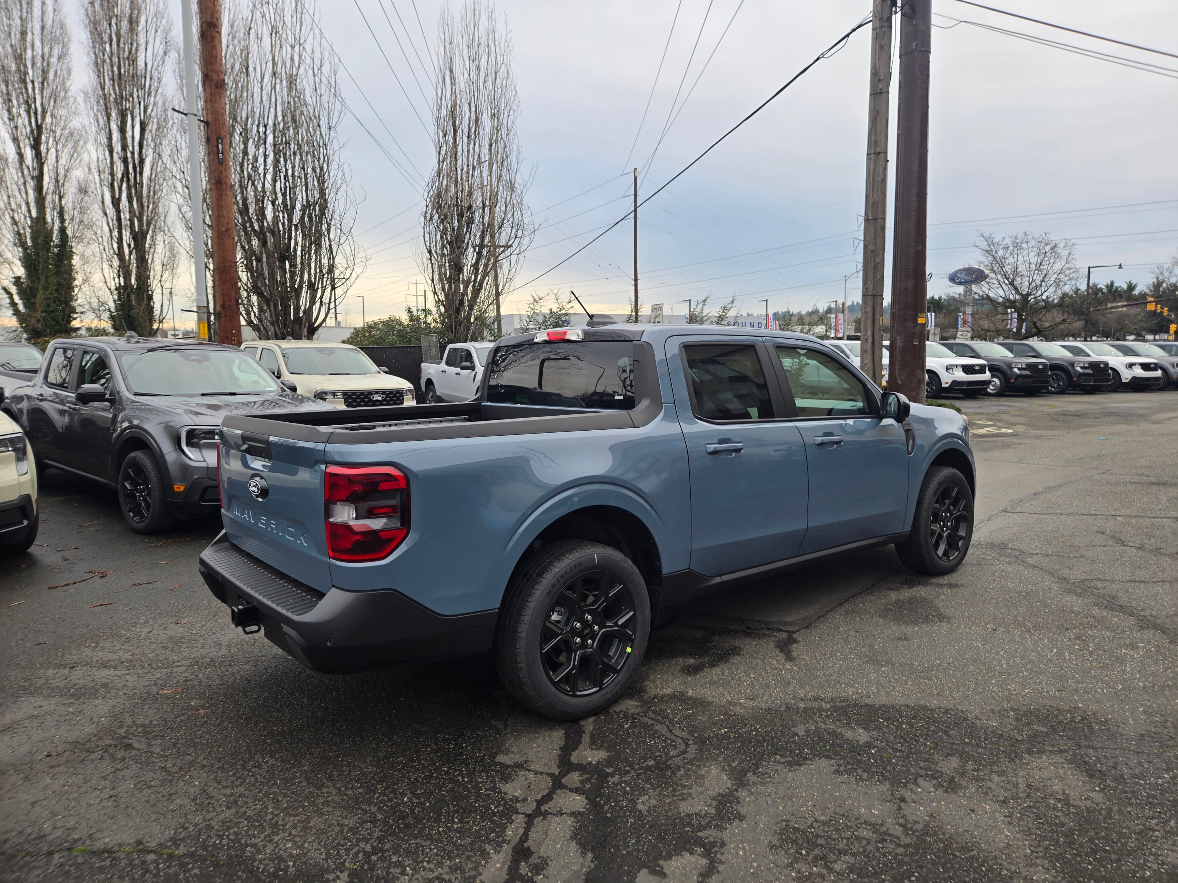 View vehicle photo 5