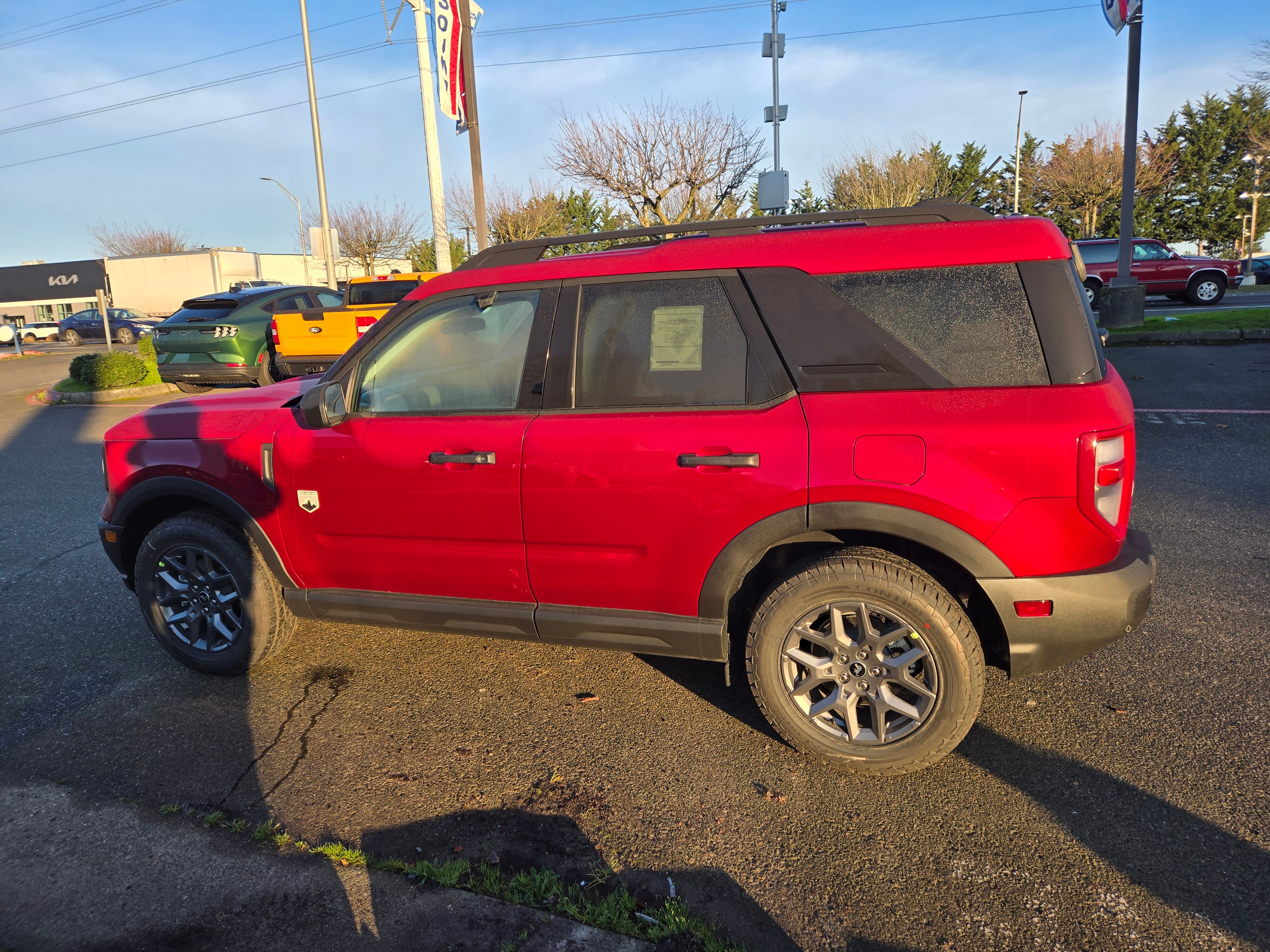 View vehicle photo 7