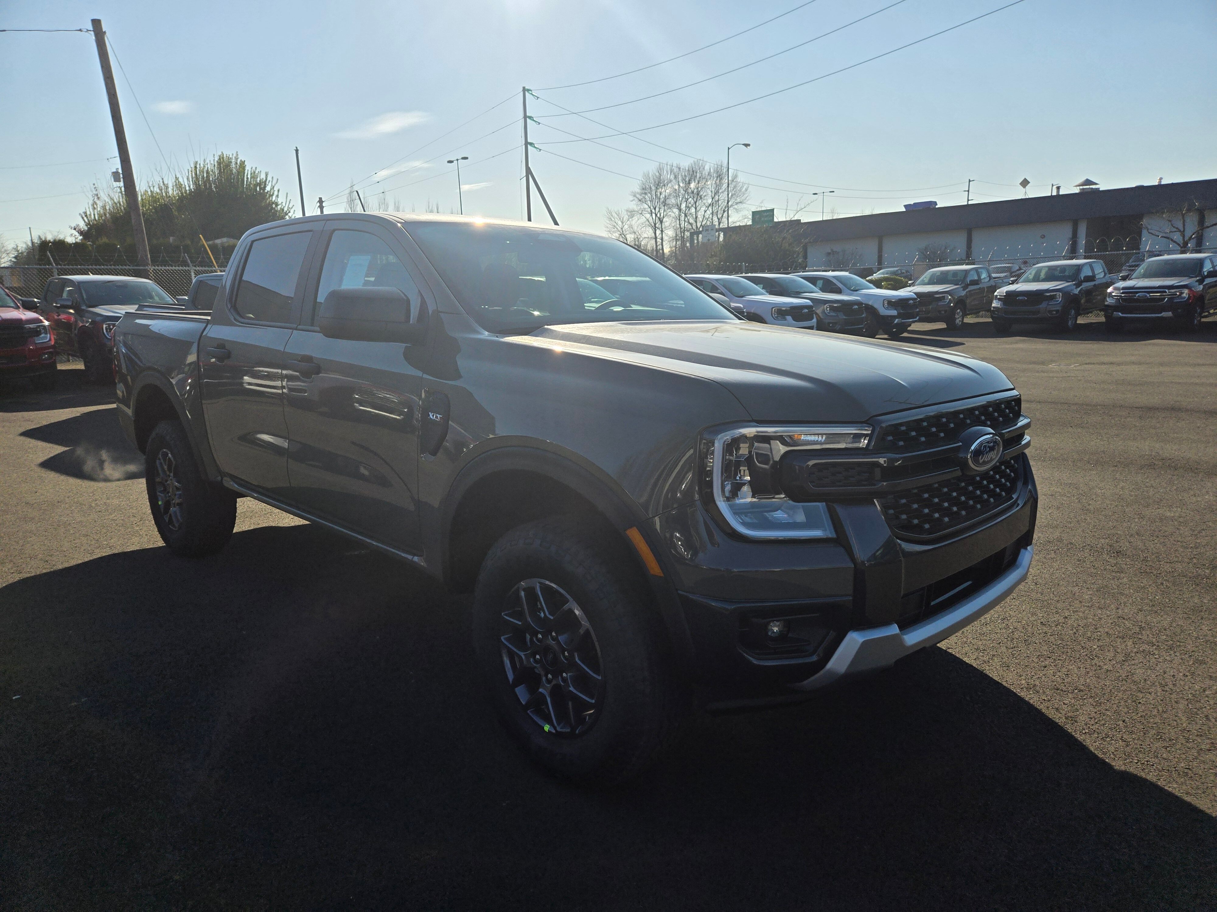 View vehicle photo 3