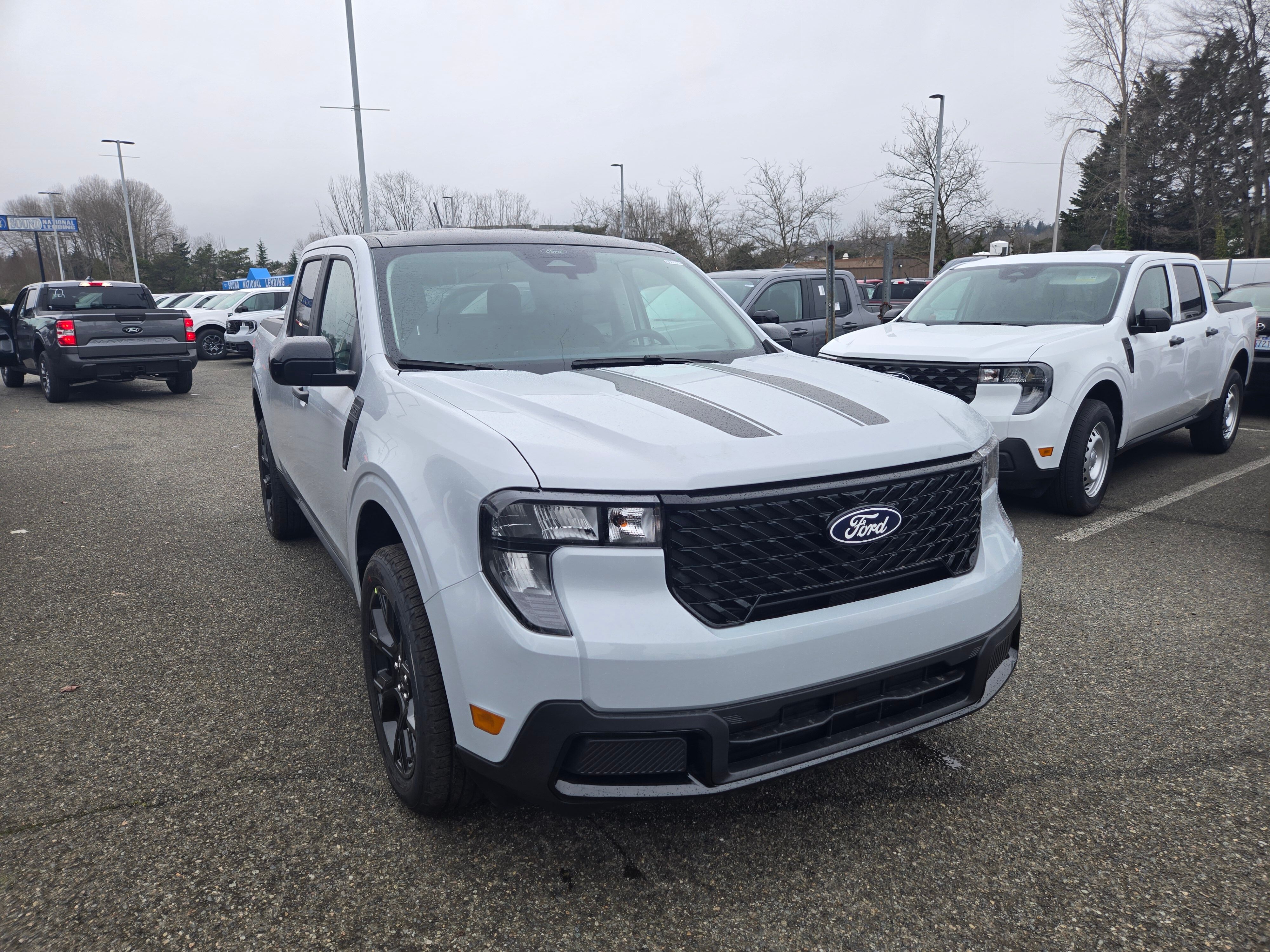 View vehicle photo 3