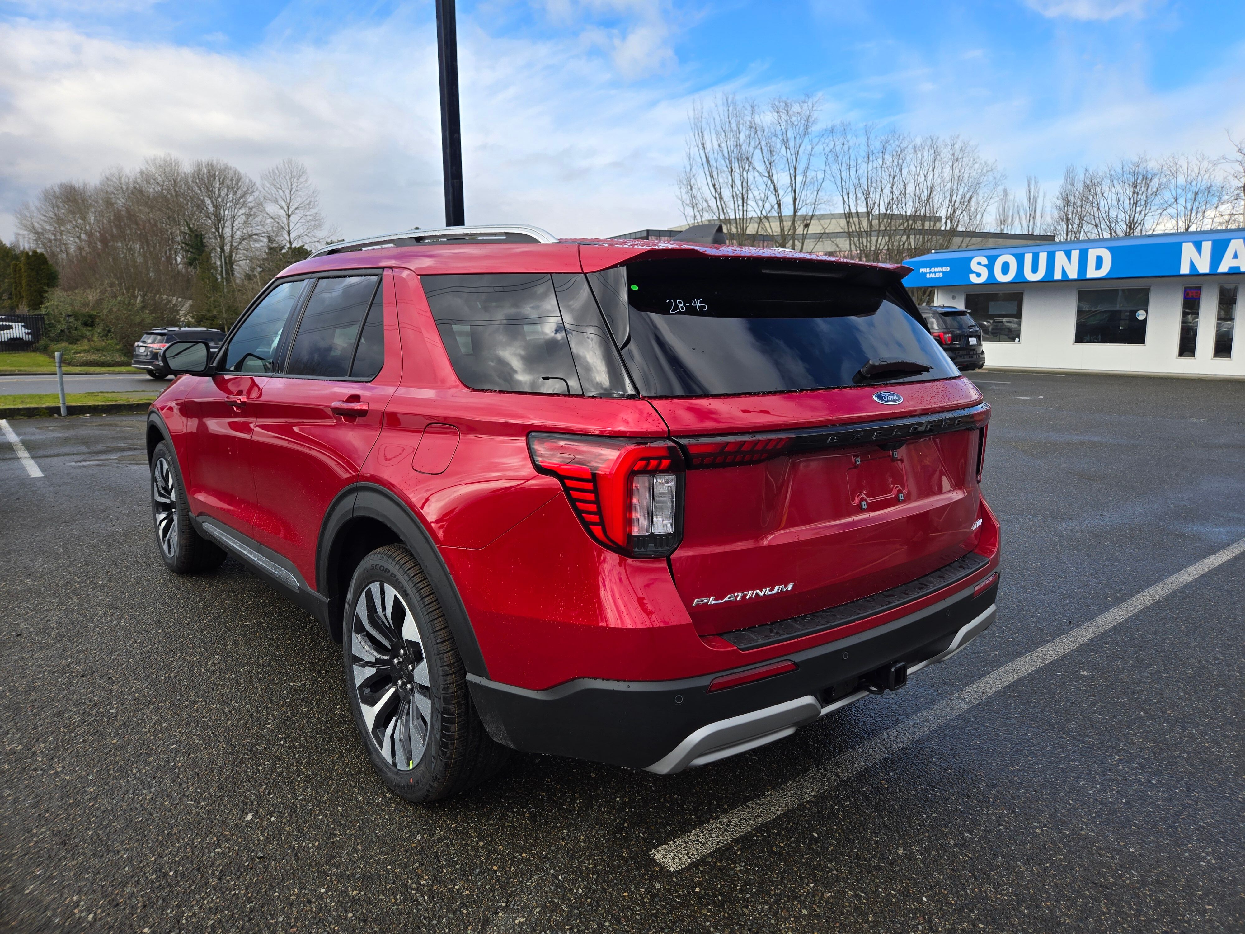 View vehicle photo 7