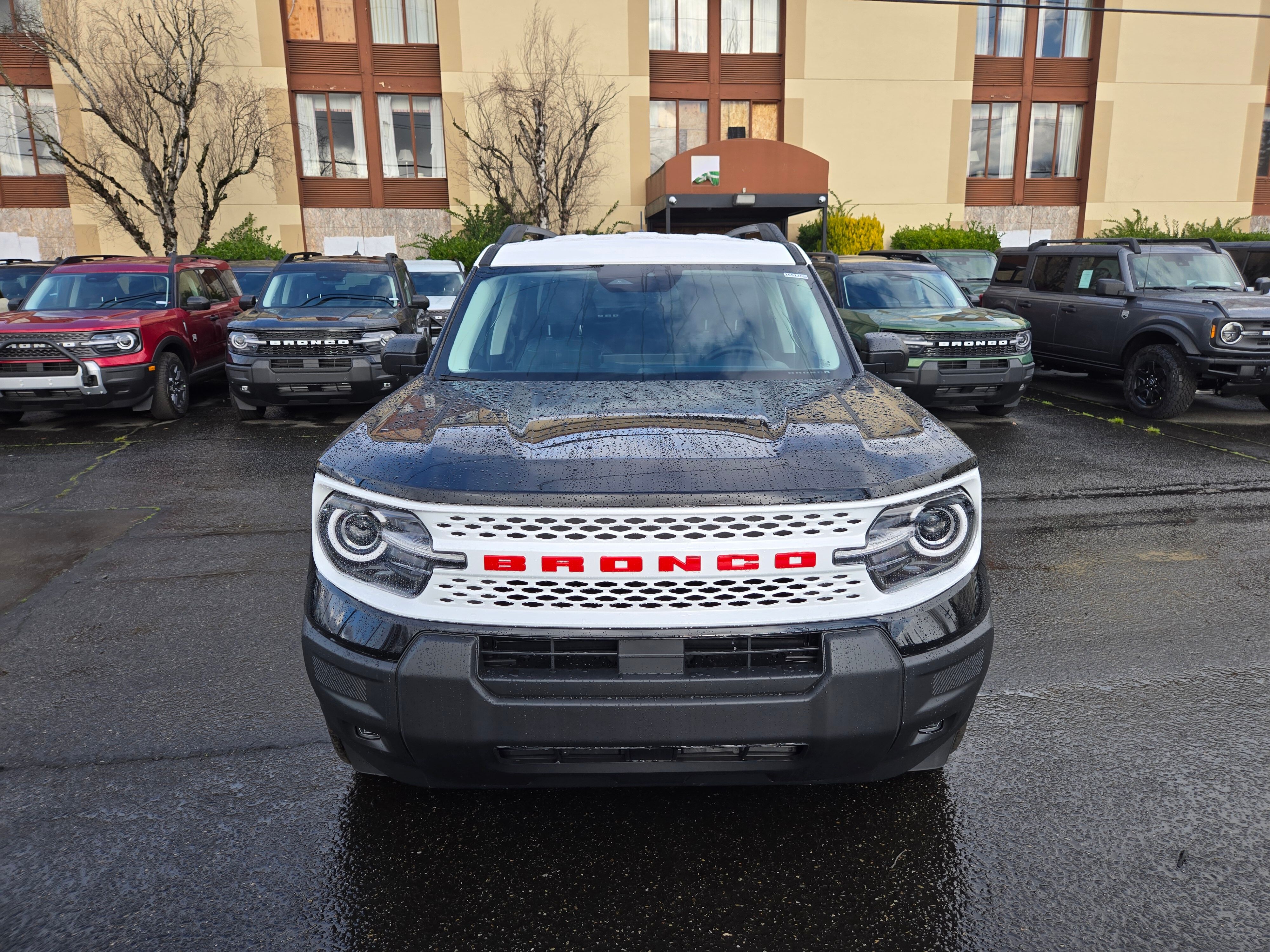 View vehicle photo 2