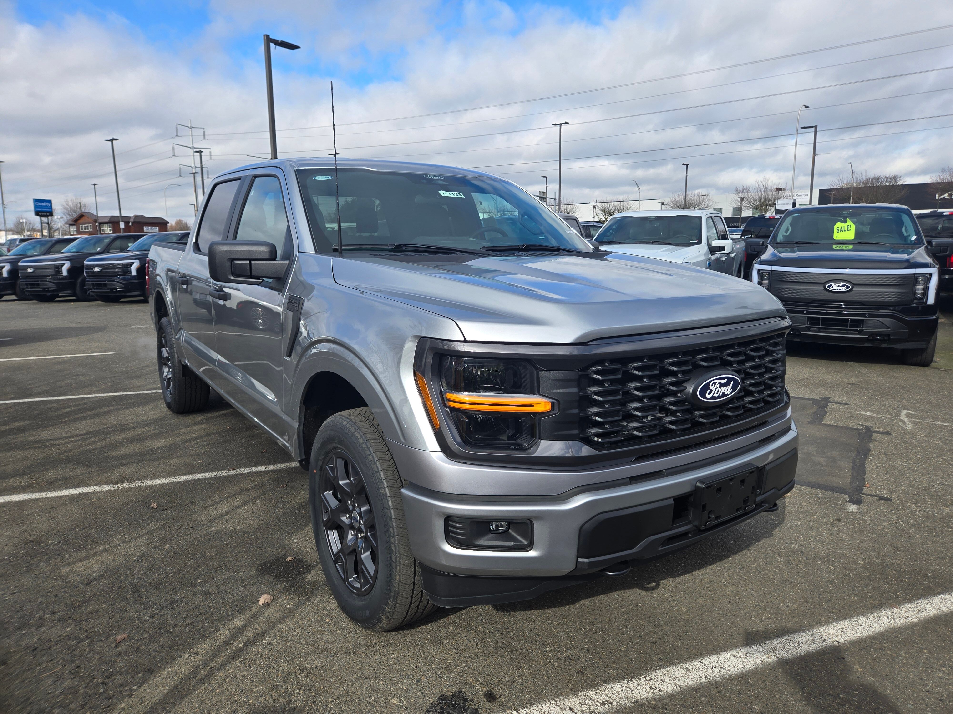 View vehicle photo 3