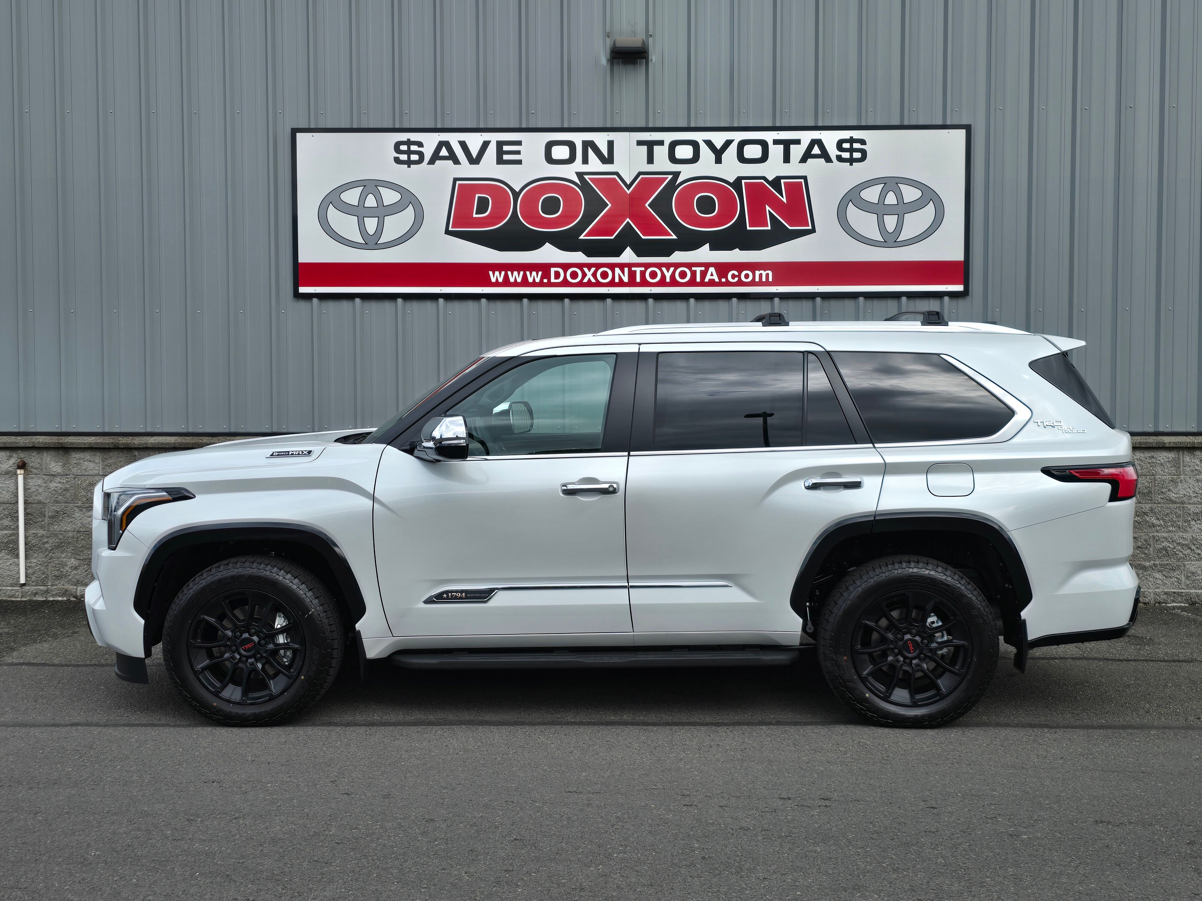 White (Wind Chill Pearl) 2026 Toyota Sequoia SUV / Crossover Four-Wheel Drive Automatic