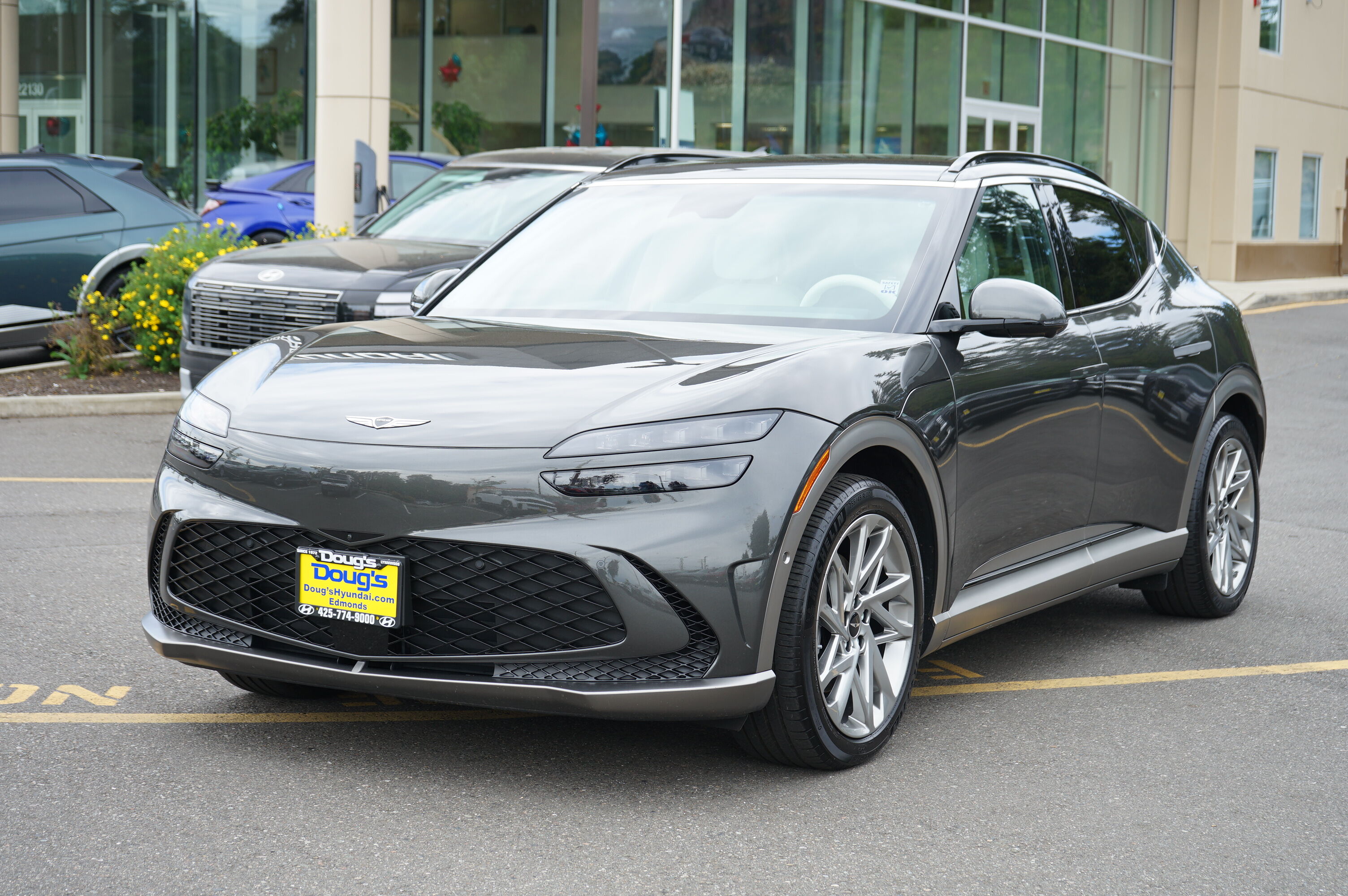 Makalu Gray 2025 Genesis GV60 Advanced AWD SUV / Crossover All-Wheel Drive 1-Speed Automatic