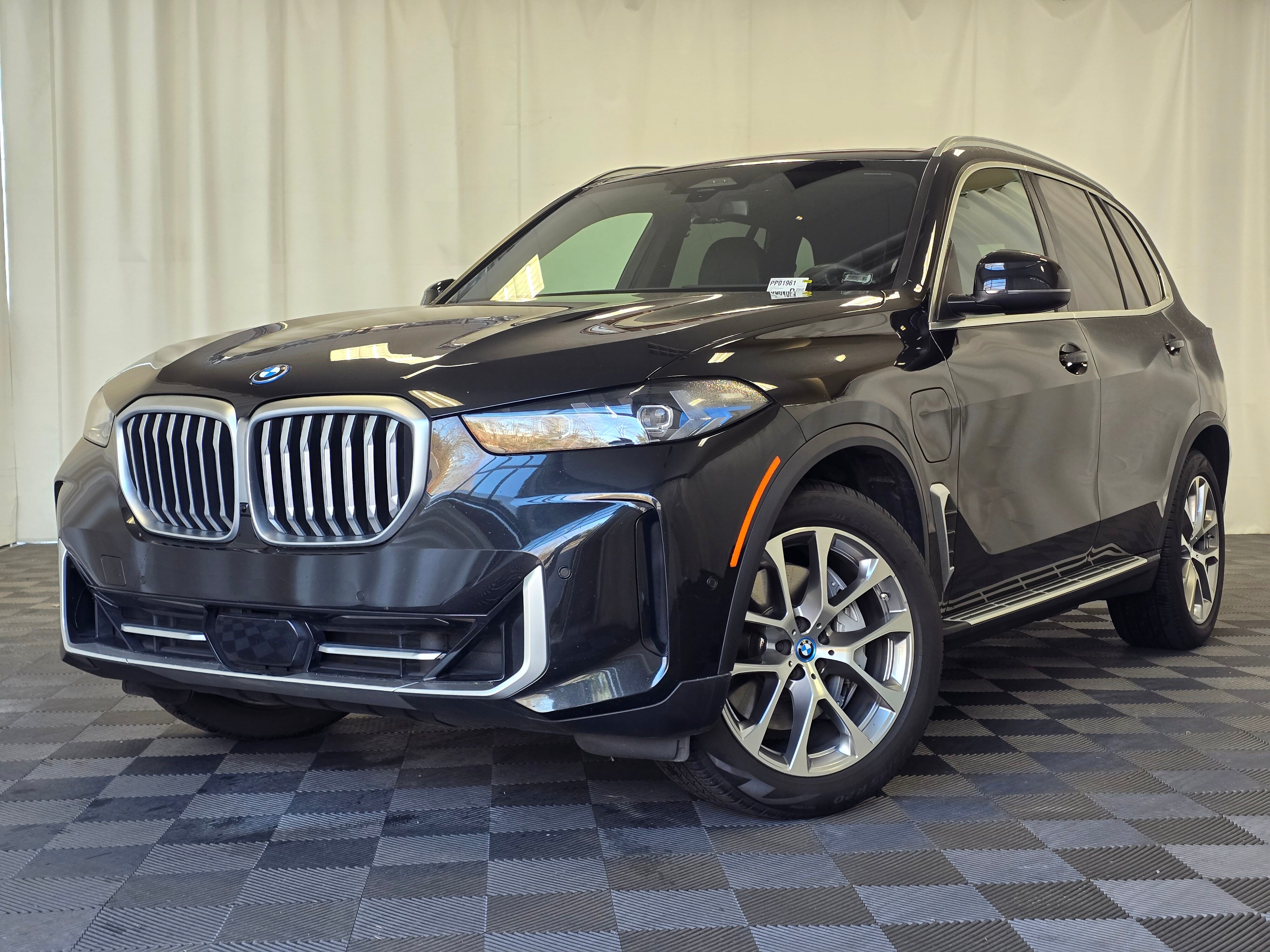 2025 BMW X5 xDrive50e AWD