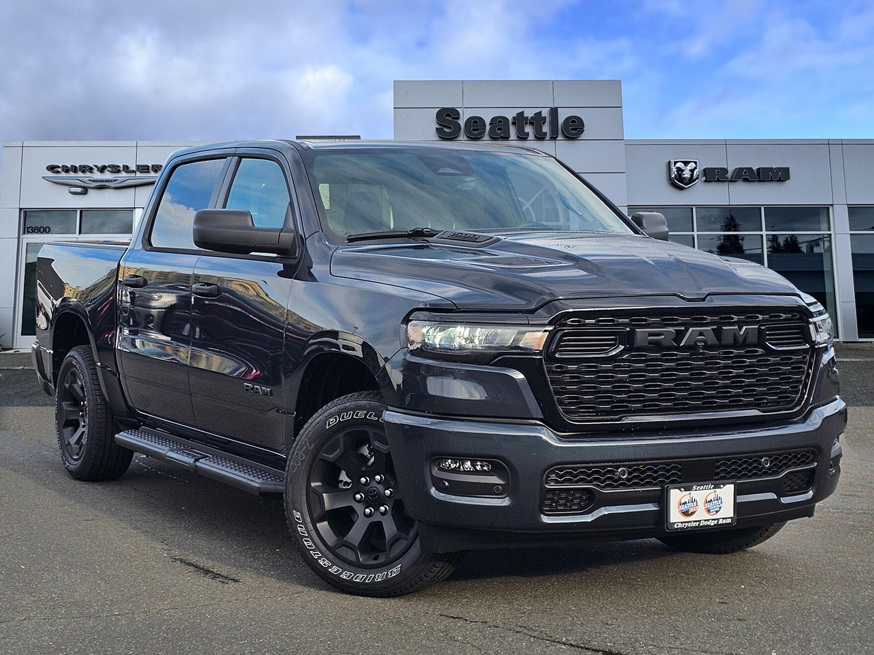 2026 RAM 1500 Express Crew Cab 4WD