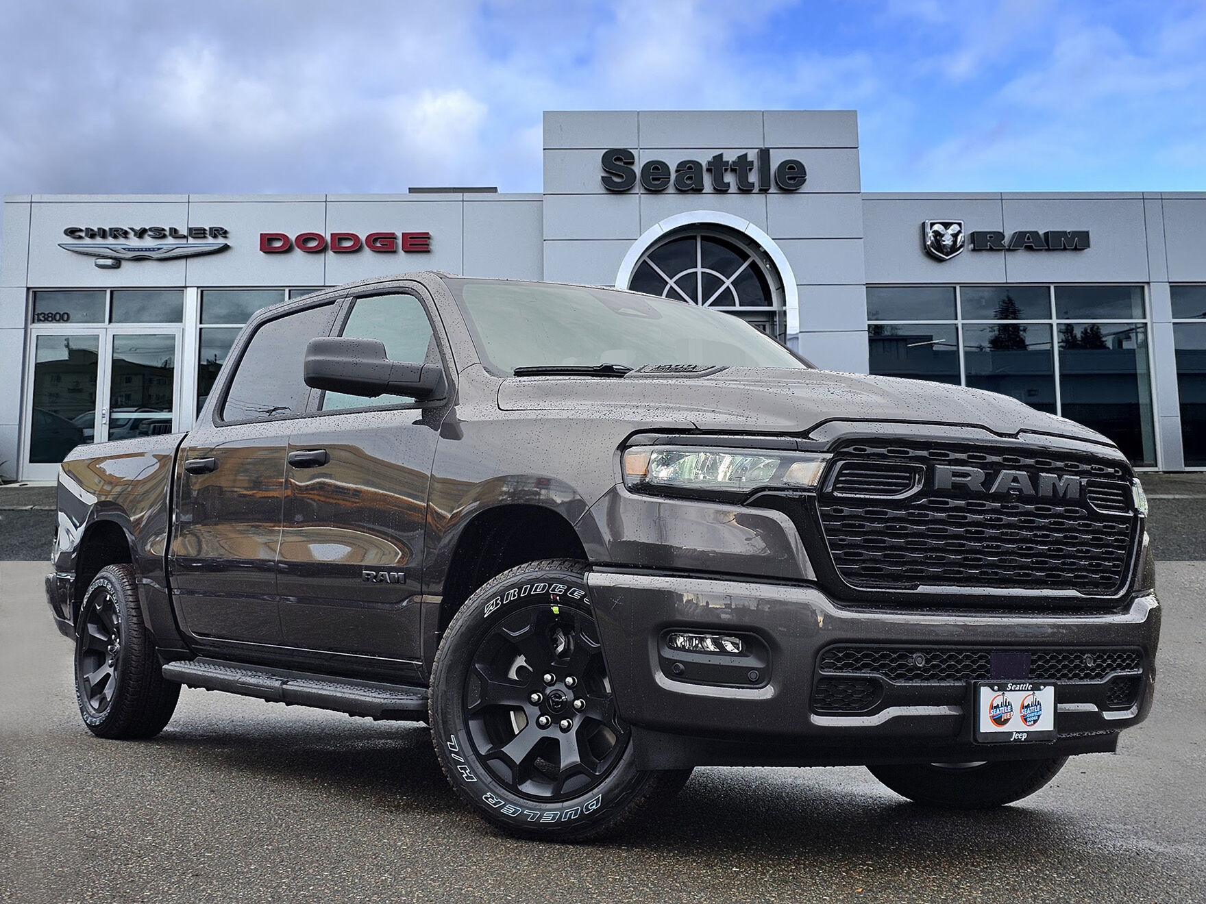 2026 RAM 1500 Express Crew Cab 4WD