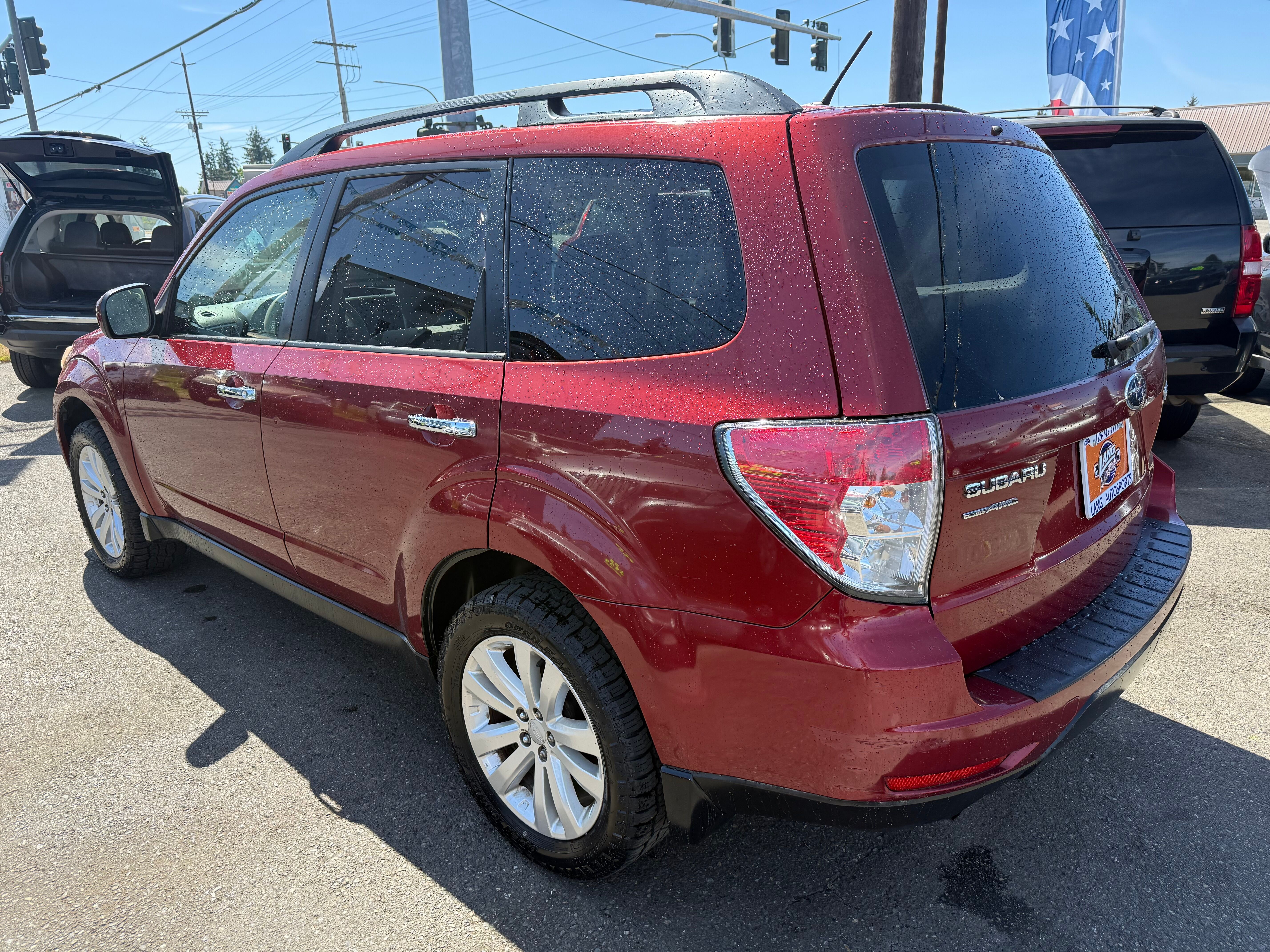 View vehicle photo 5