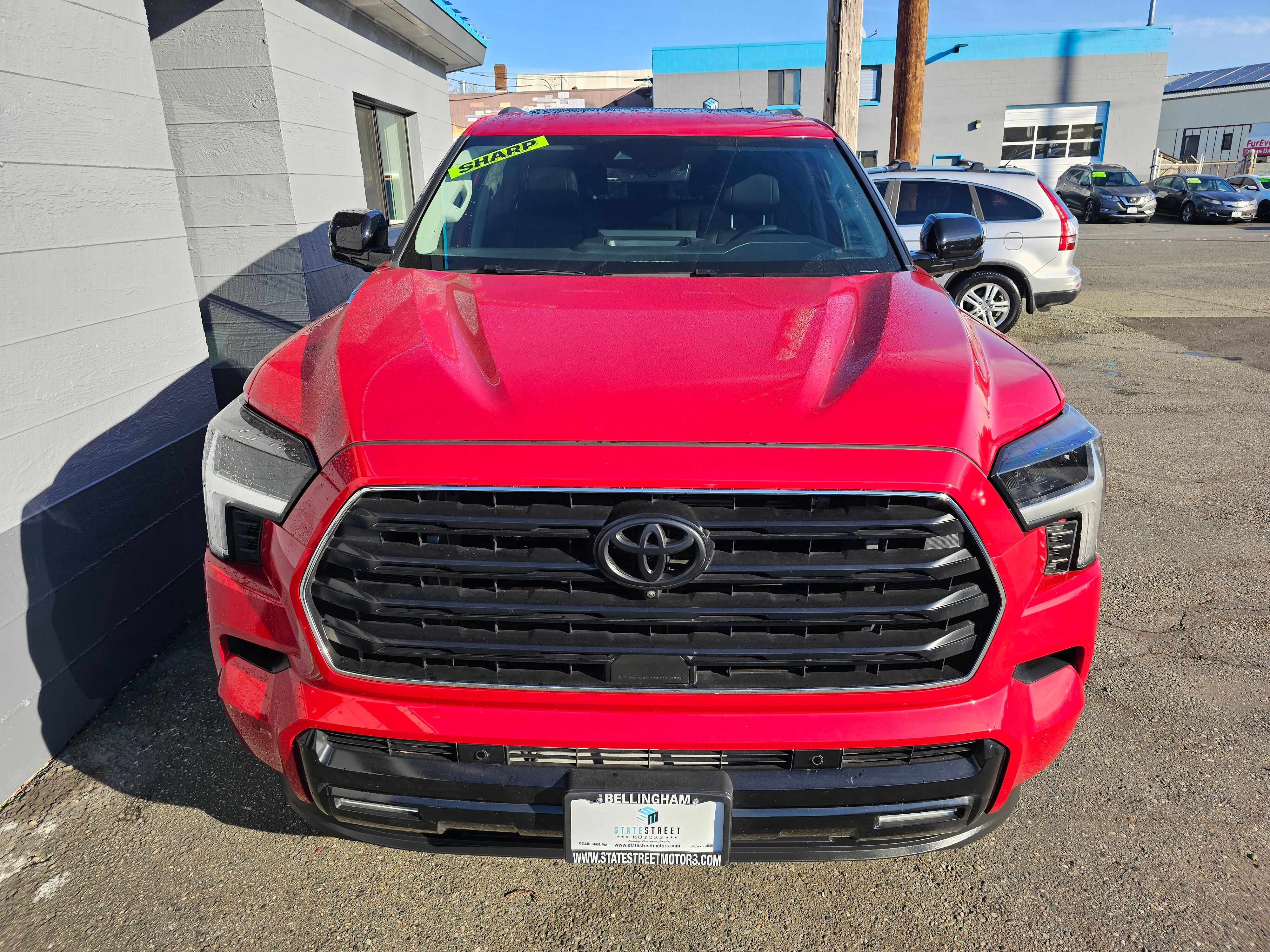 View vehicle photo 7