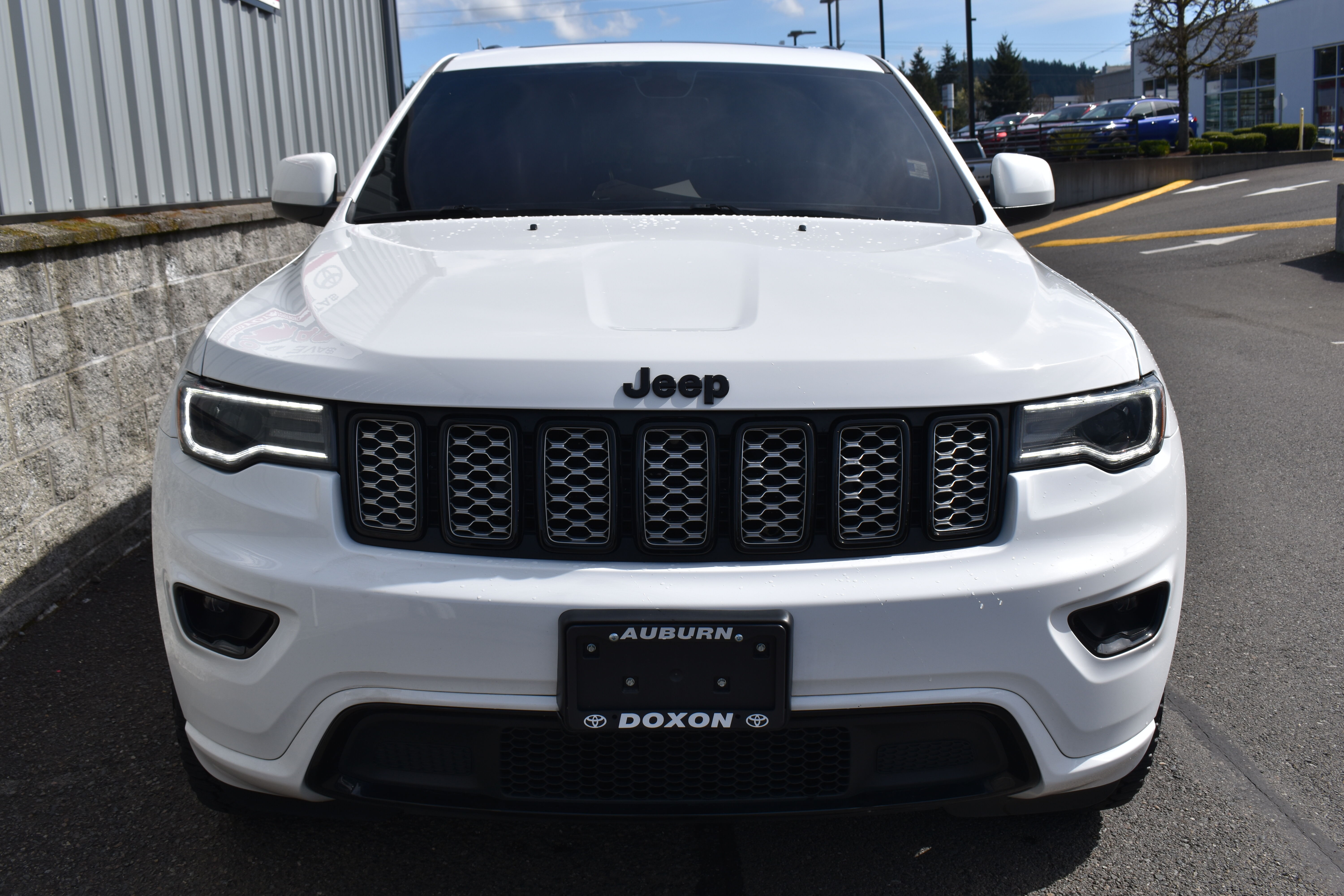 View vehicle photo 2