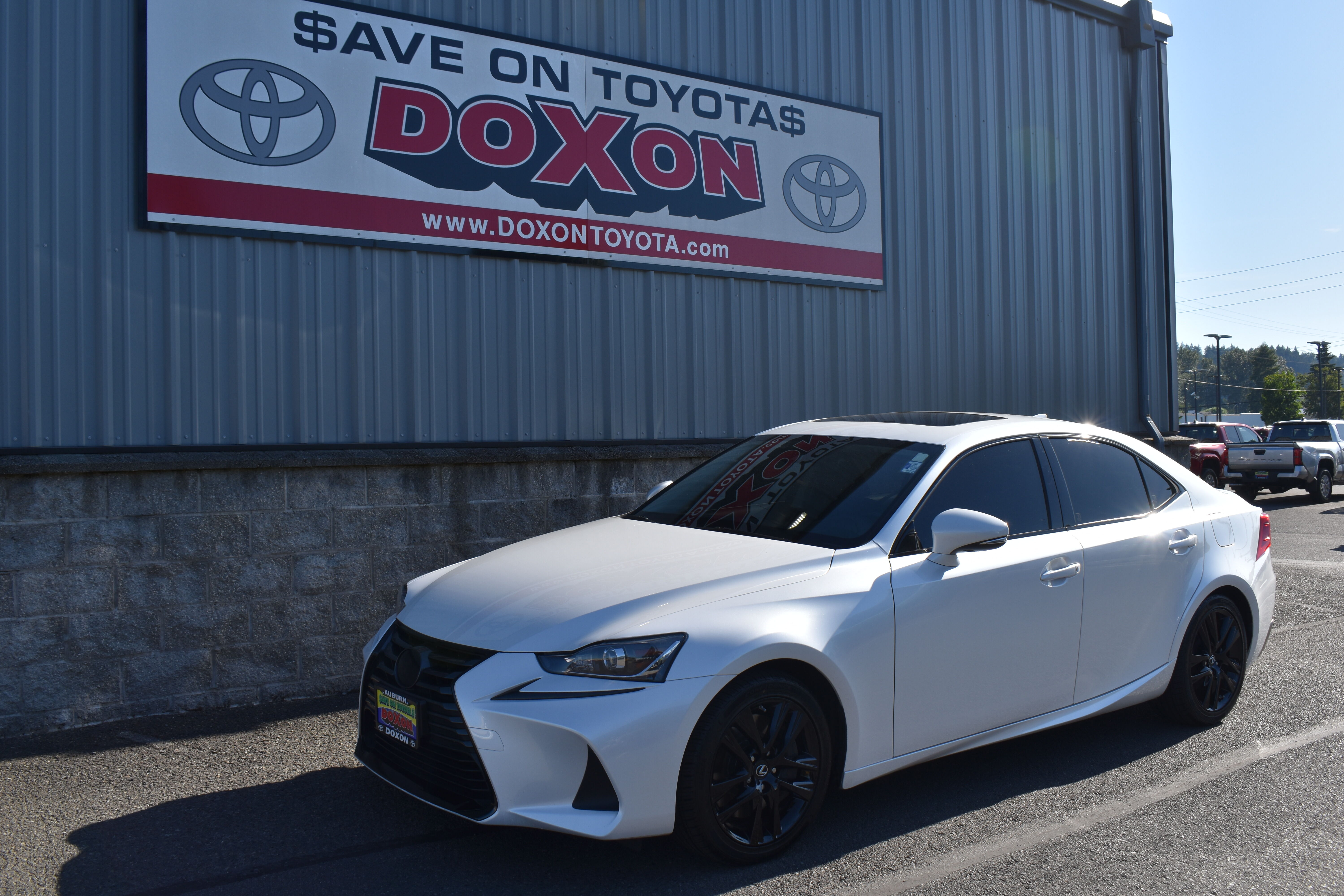 2019 Lexus IS 300 AWD Blanco (EMINENT WHITE PEA) Sedán Tracción en las cuatro ruedas 6 velocidades Automática