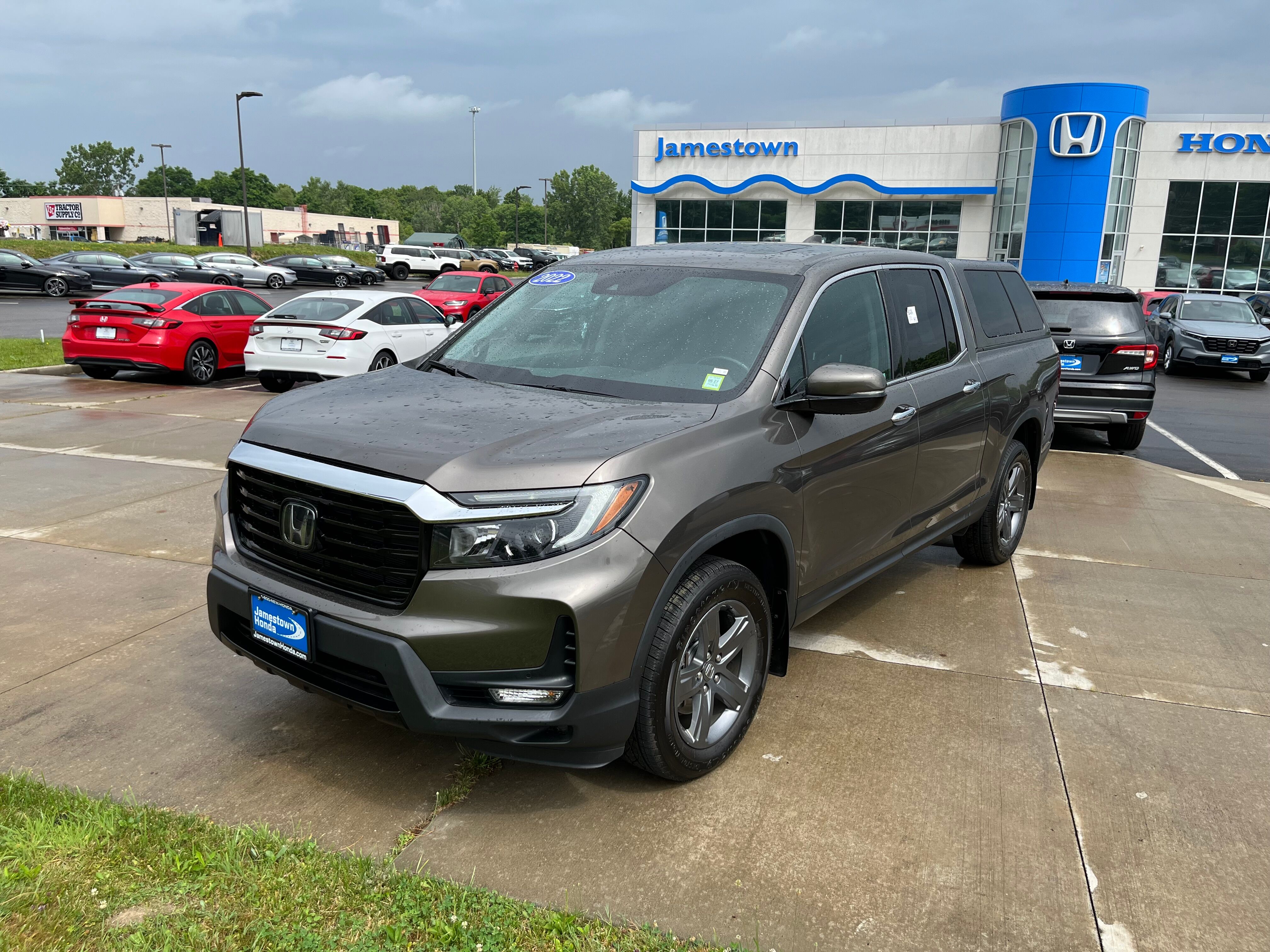 Pacific Pewter Metallic 2022 Honda Ridgeline Pickup Truck All-Wheel Drive 9-Speed Automatic