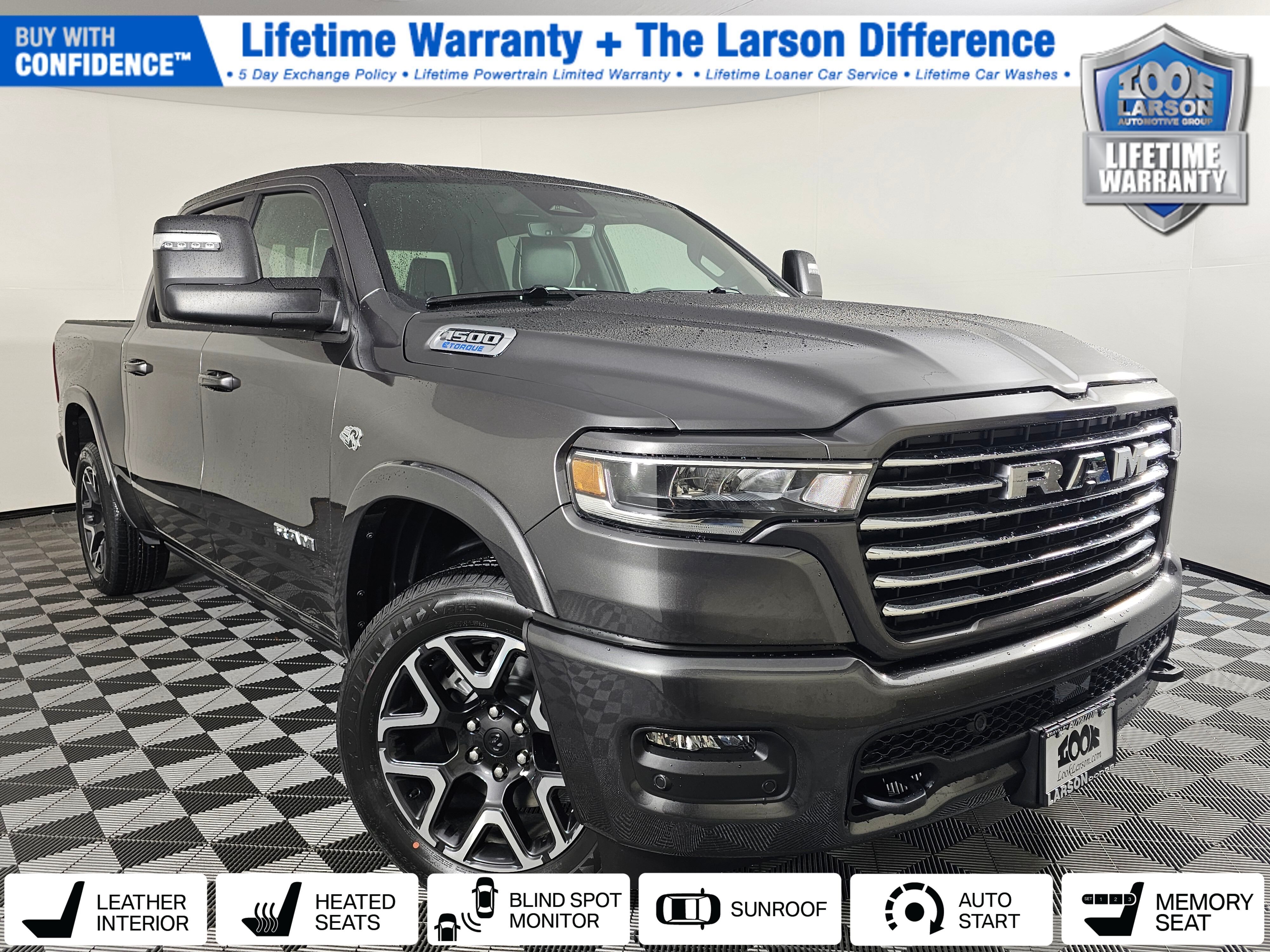 2026 RAM 1500 Laramie Crew Cab 4WD