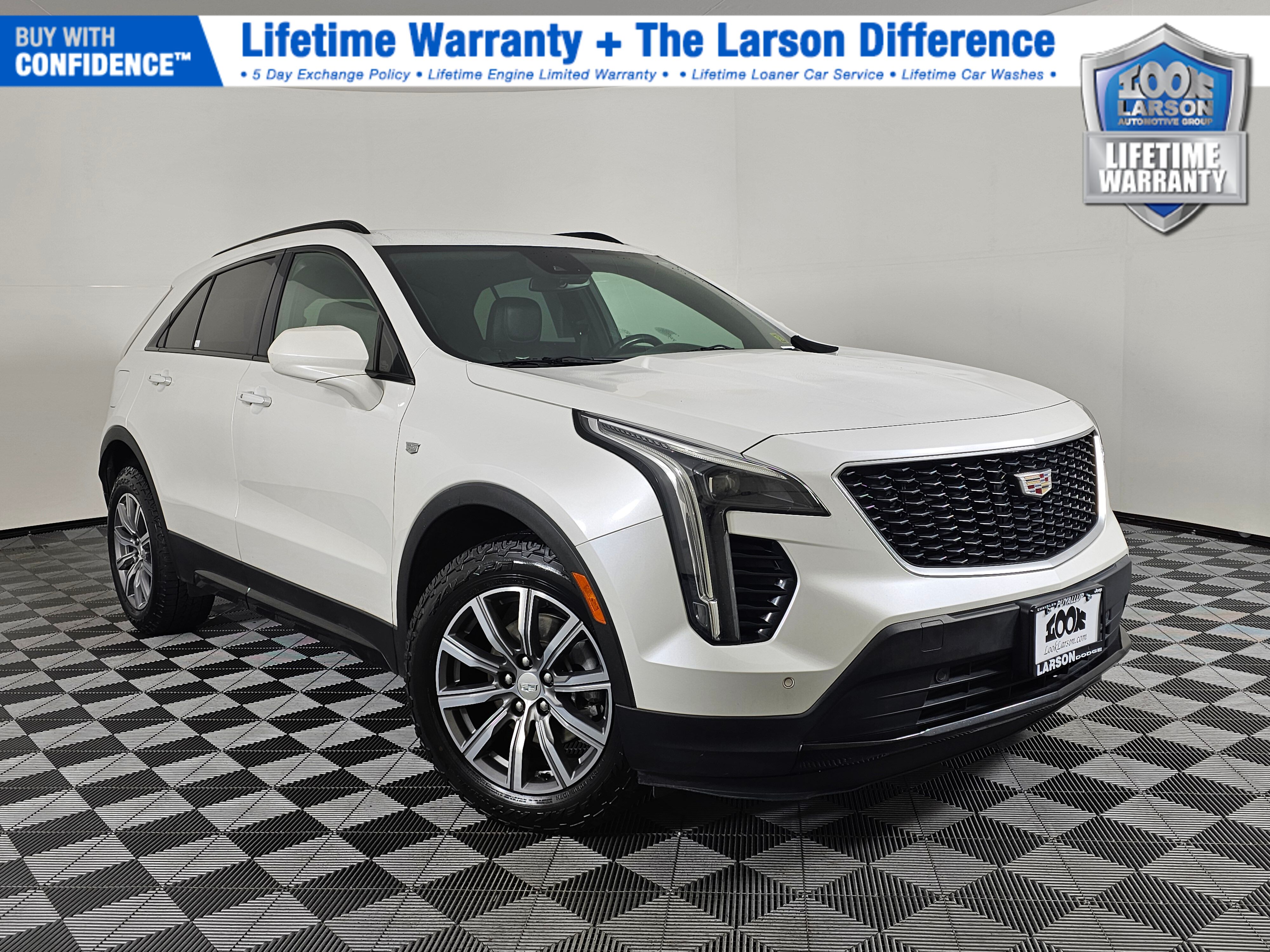 Crystal White Tricoat 2020 Cadillac XT4 Sport FWD SUV / Crossover Front-Wheel Drive 9-Speed Automatic