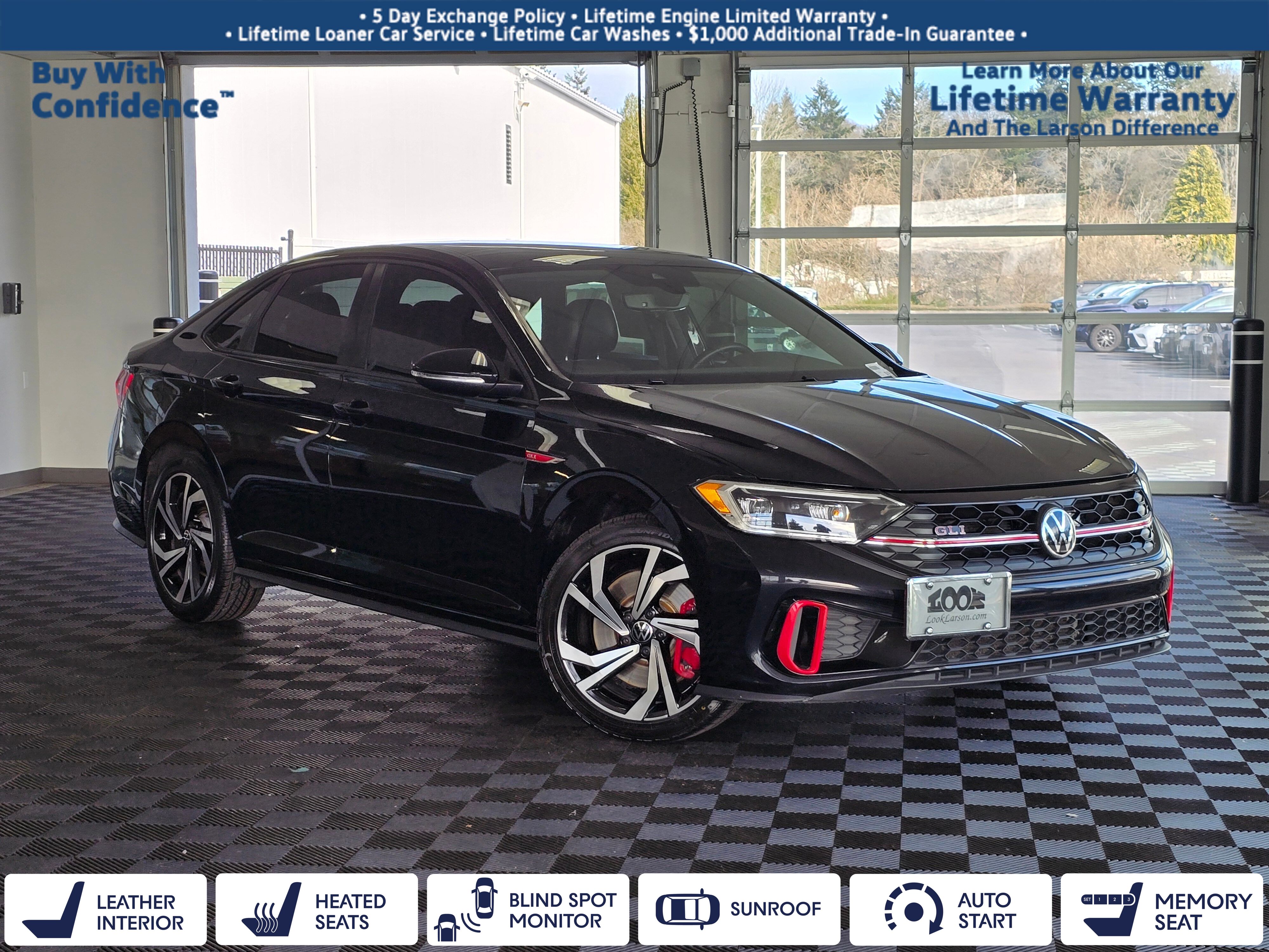 Deep Black Pearl 2022 Volkswagen Jetta GLI Autobahn FWD Sedan Front-Wheel Drive 7-Speed Automatic