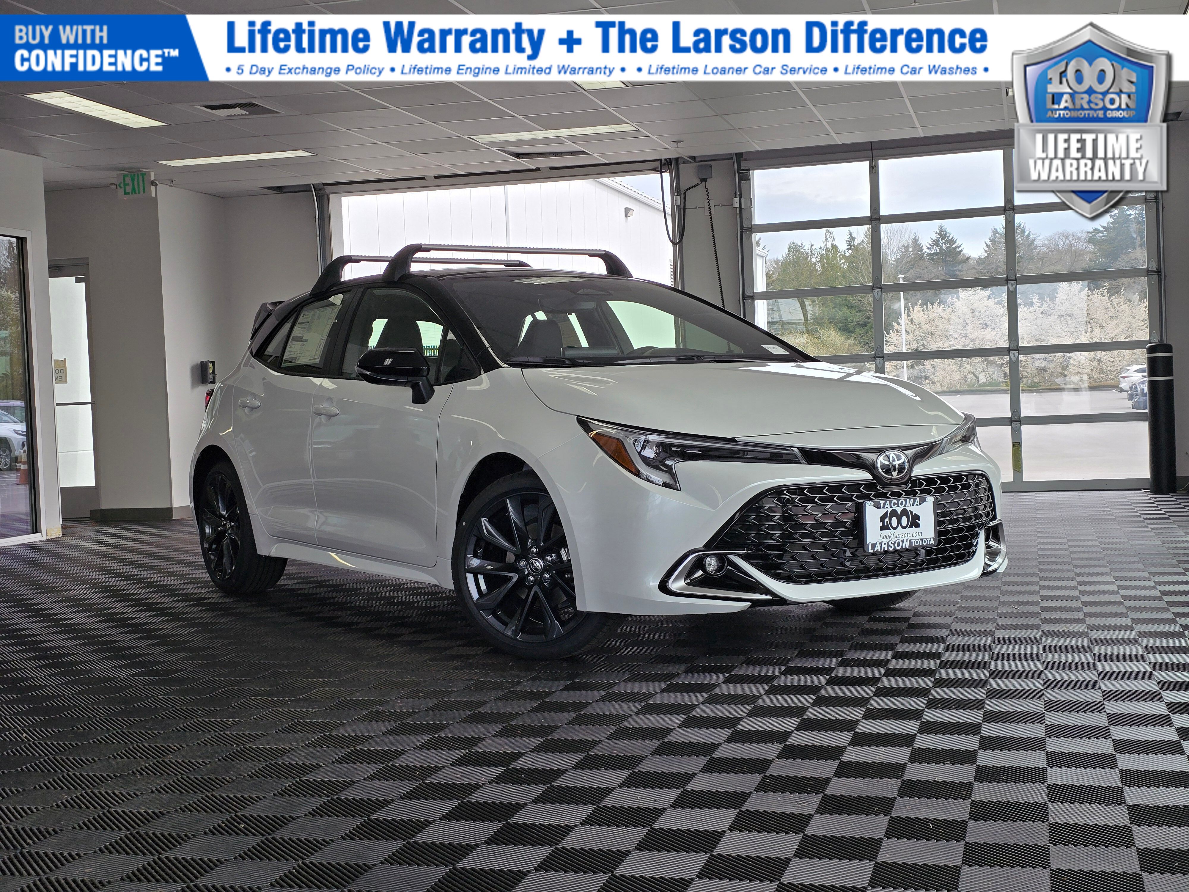 Wind Chill Pearl with Midnight Black Metallic roof 2026 Toyota Corolla Hatchback XSE FWD Hatchback Front-Wheel Drive Continuously Variable Transmission