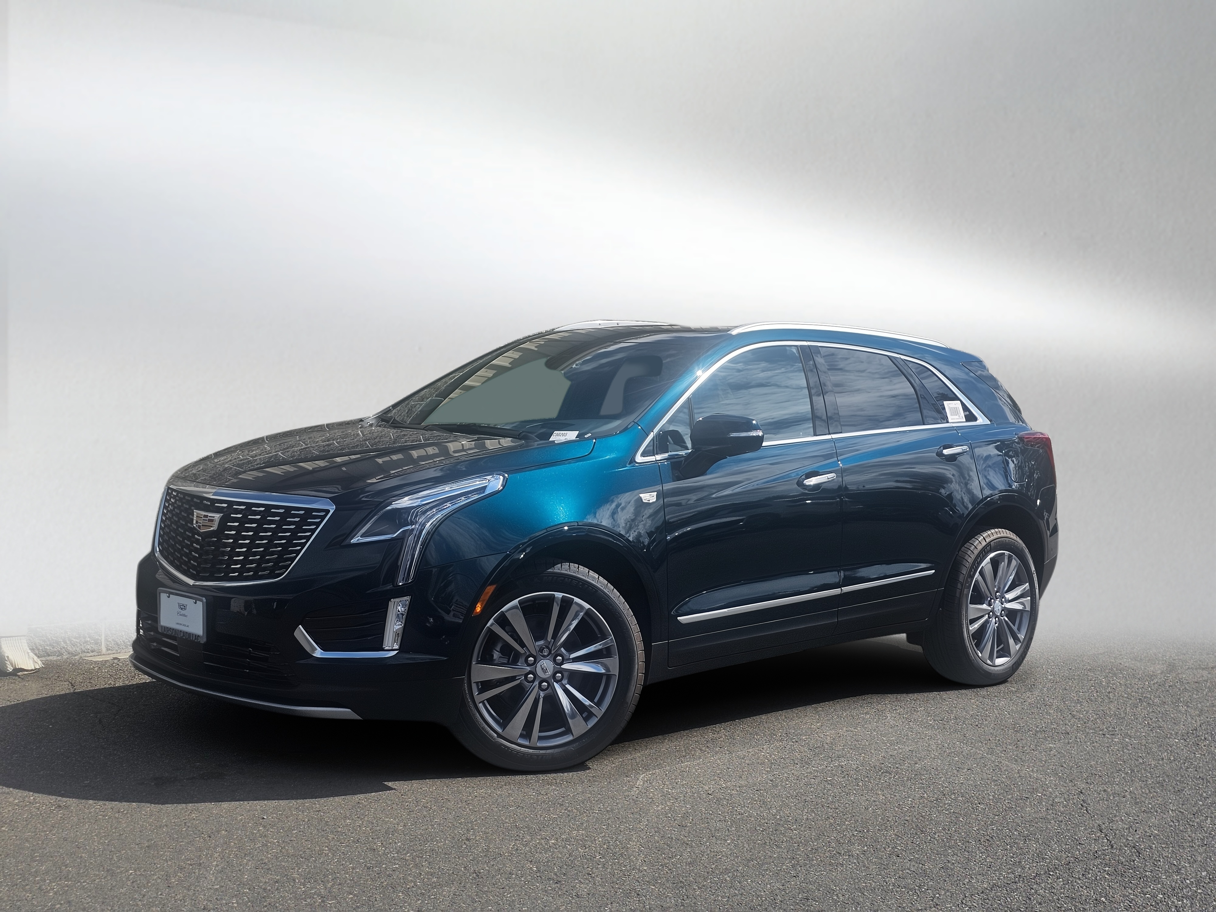 Emerald Lake Metallic 2026 Cadillac XT5 SUV / Crossover Four-Wheel Drive 9-Speed Automatic