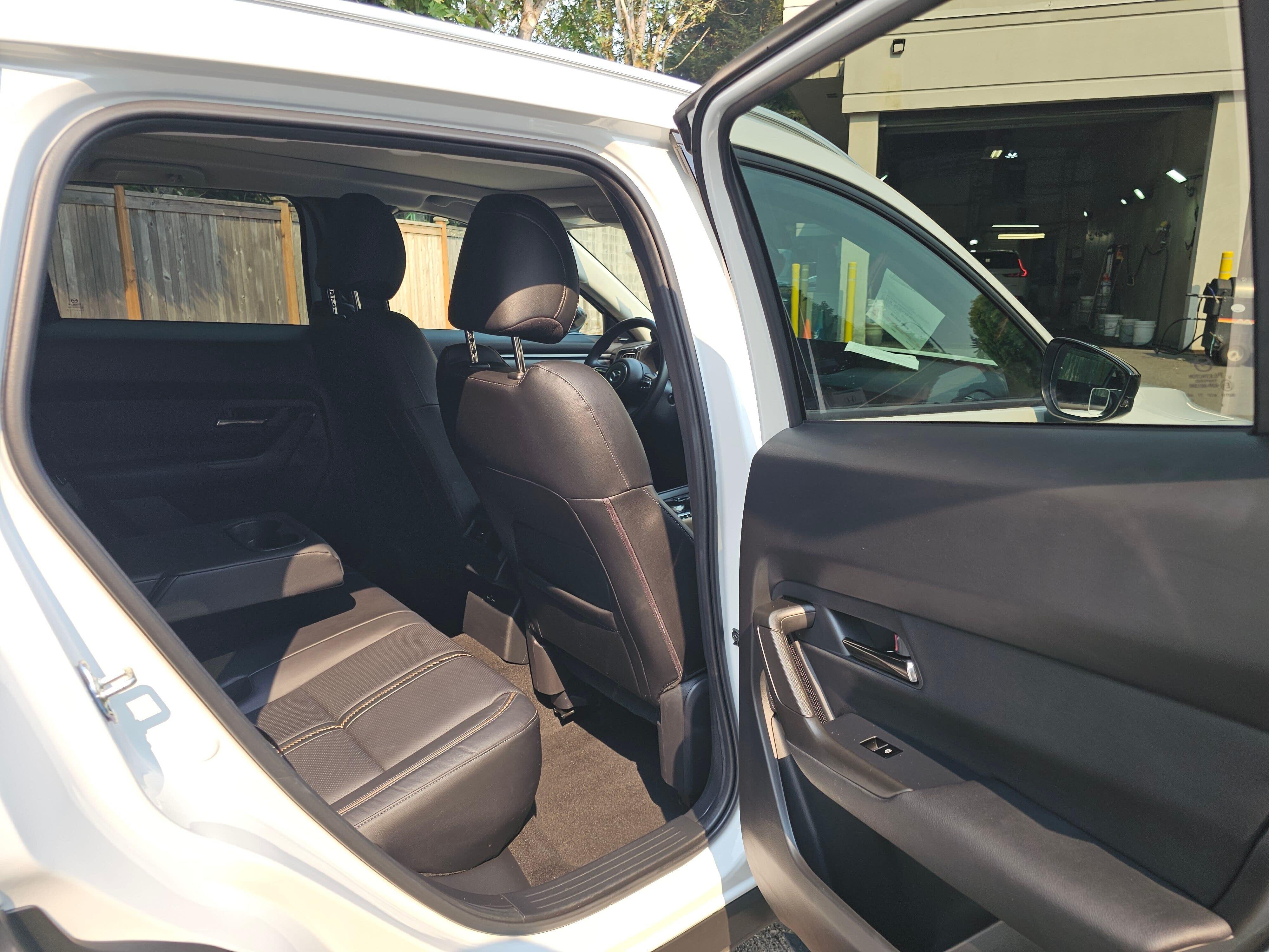 Used 2023 Wind Chill Pearl Mazda 2.5 S Premium Plus Package image 15