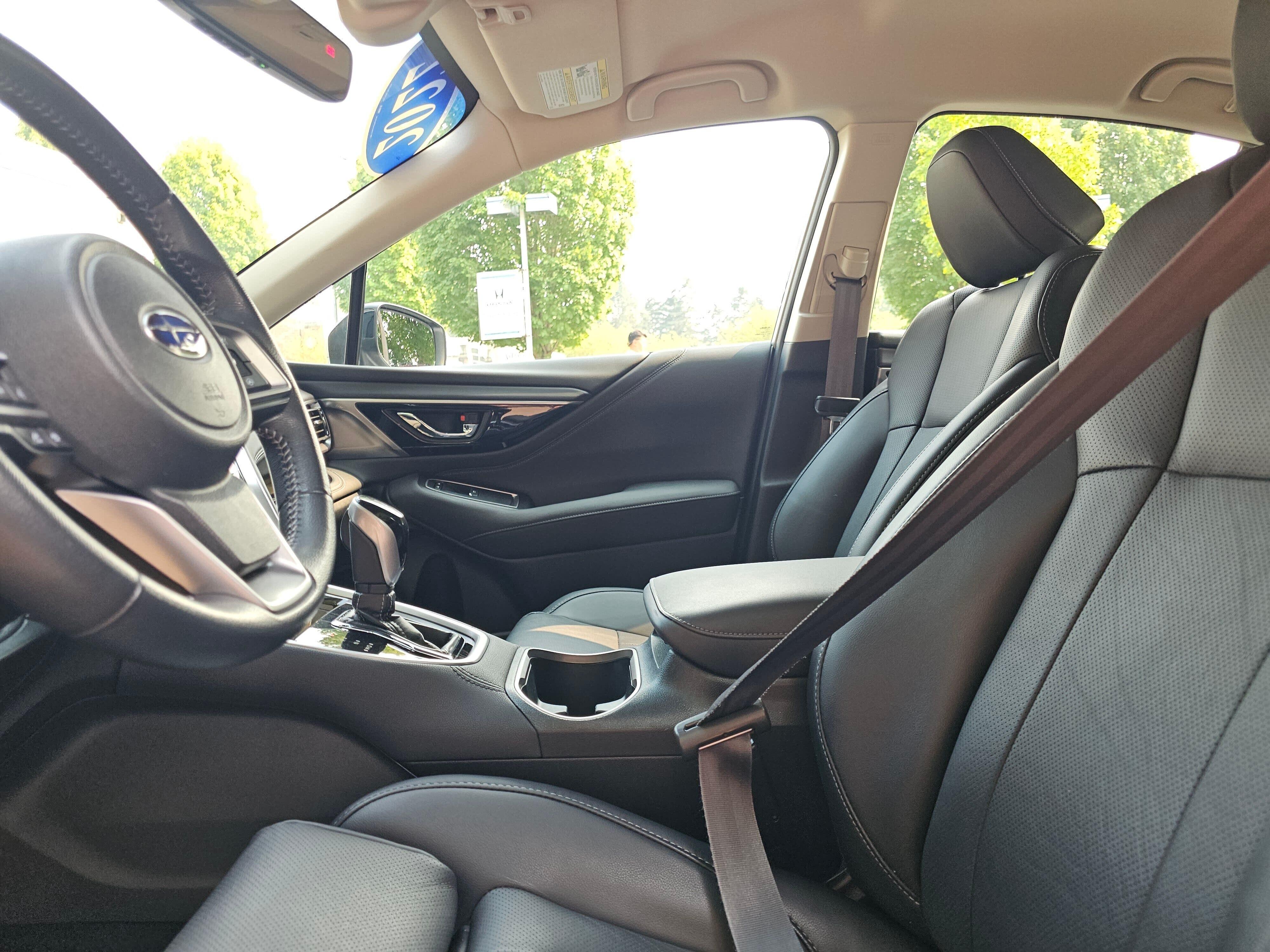Used 2022 Crystal White Pearl Subaru Limited image 25