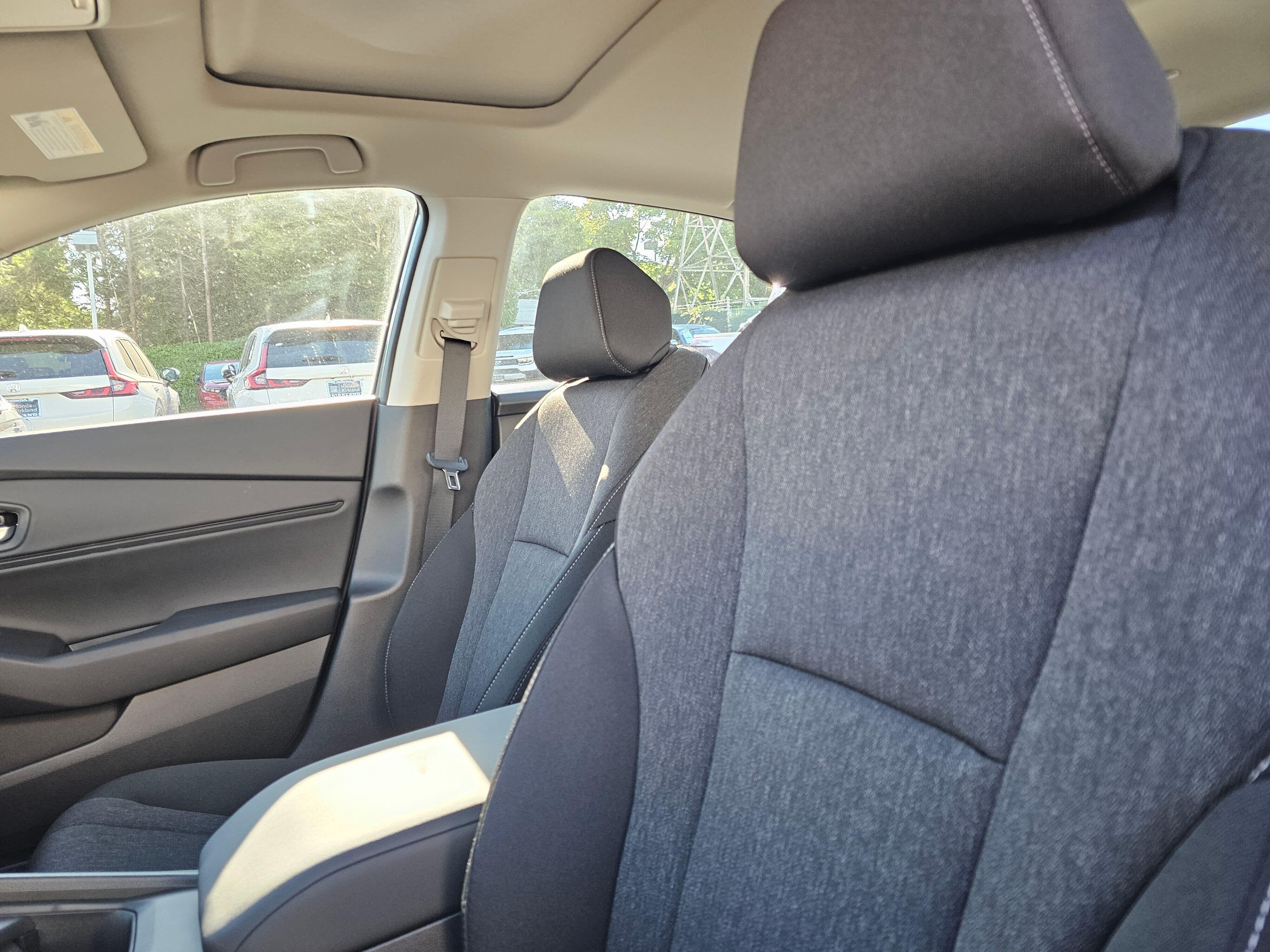 New 2026 Urban Gray Pearl Honda SE image 24