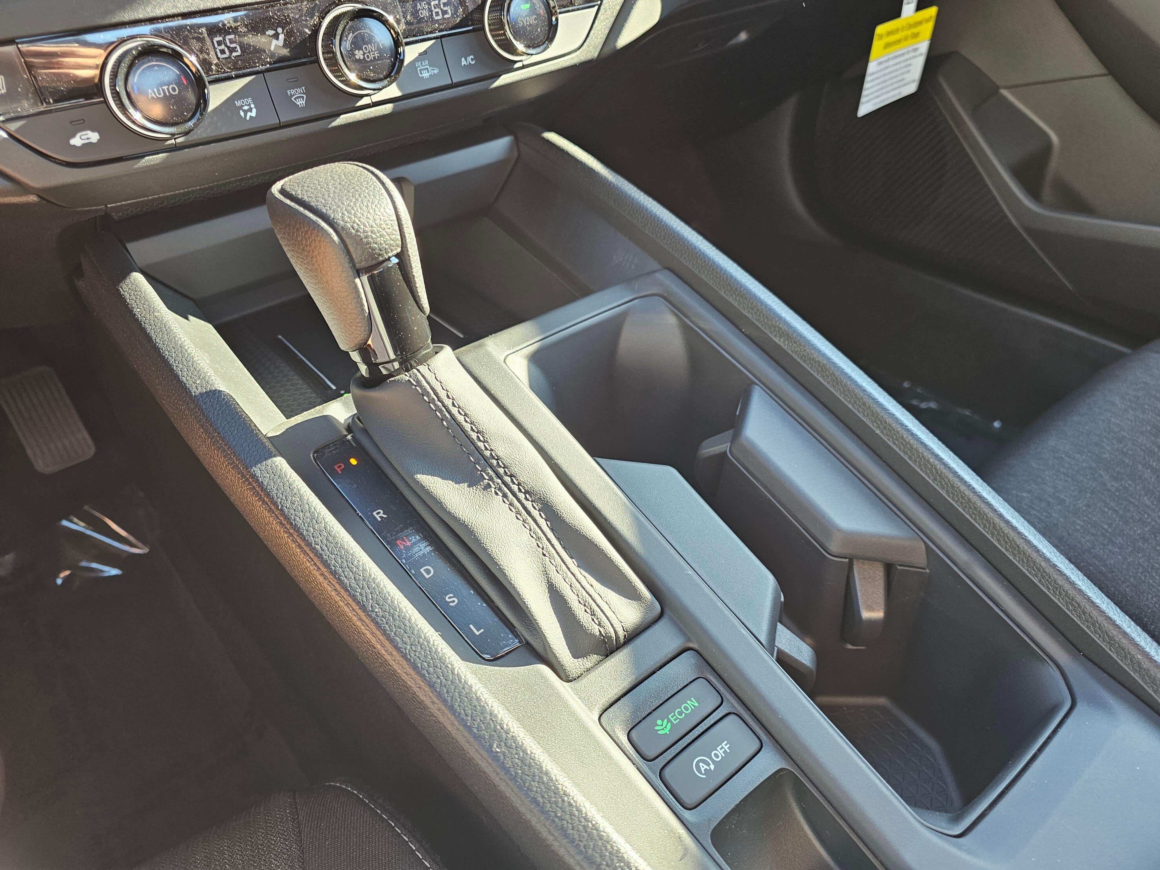 New 2026 Urban Gray Pearl Honda SE image 30