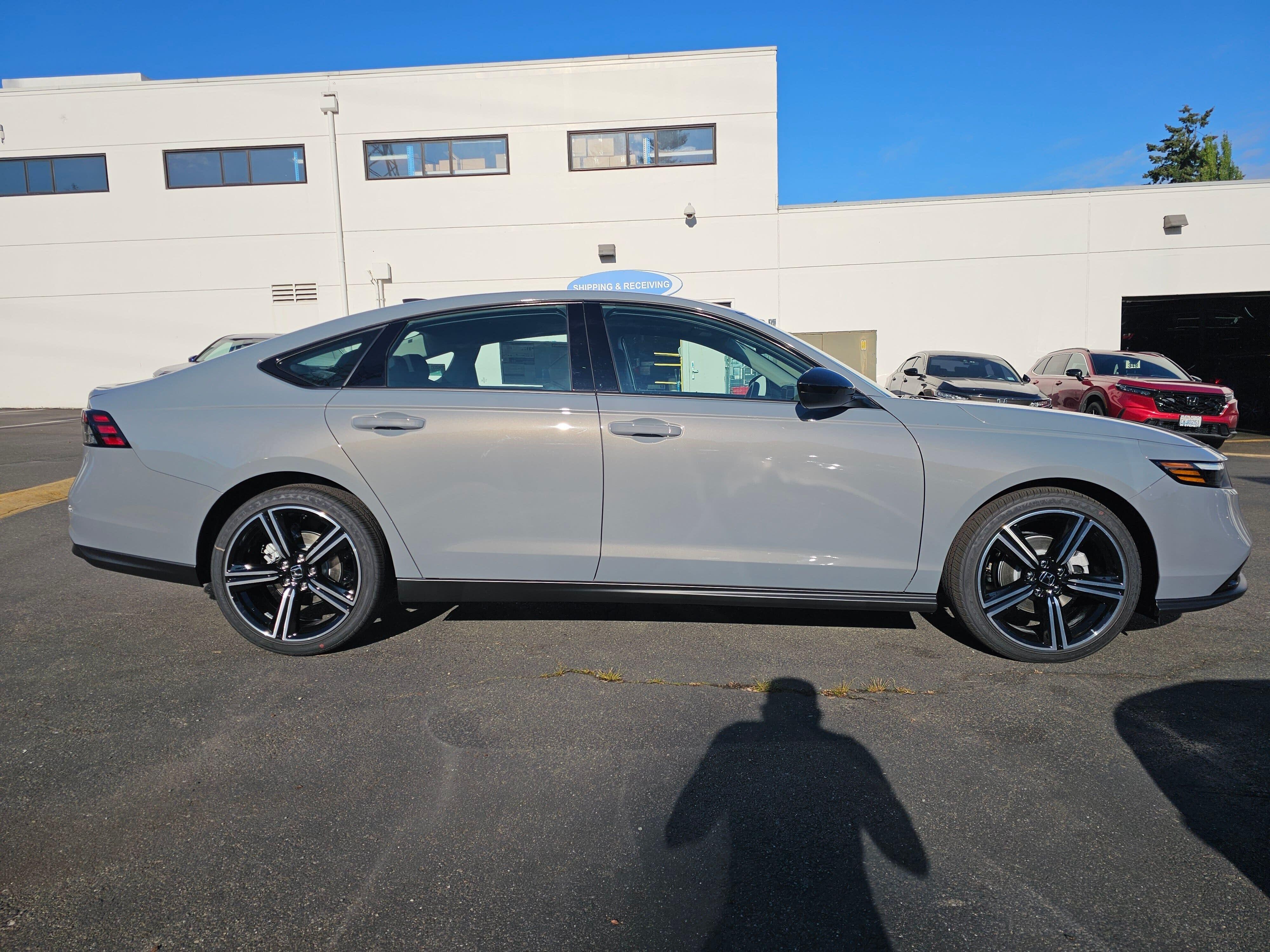 New 2026 Urban Gray Pearl Honda SE image 8