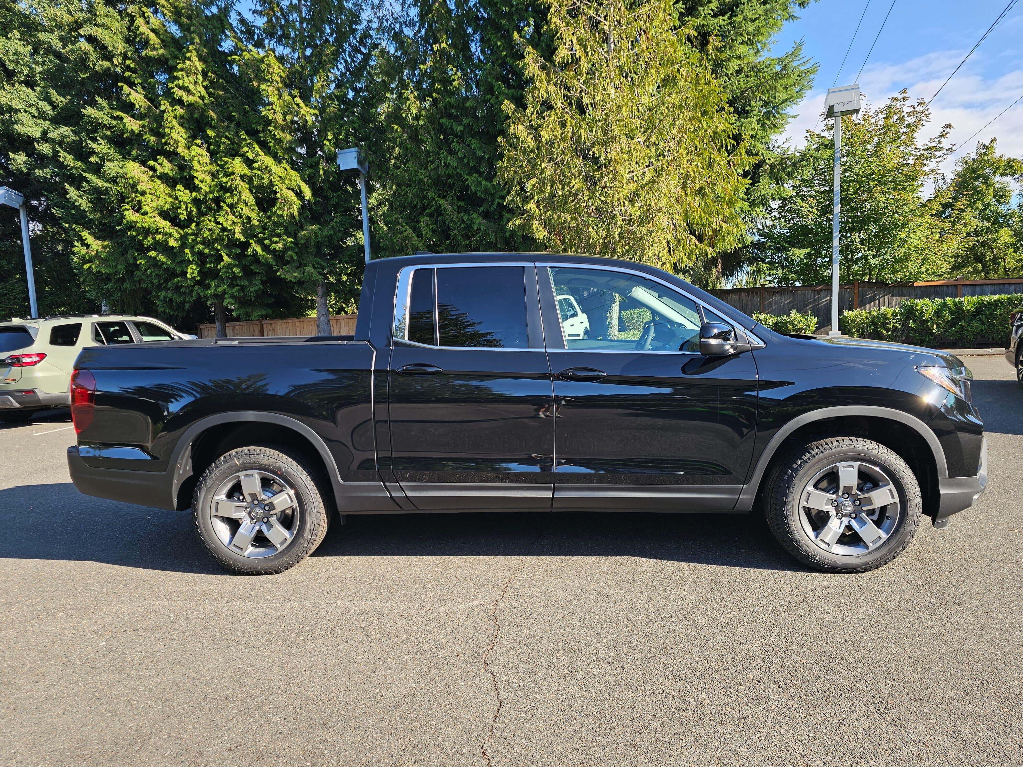 New 2026 Crystal Black Pearl Honda RTL image 8