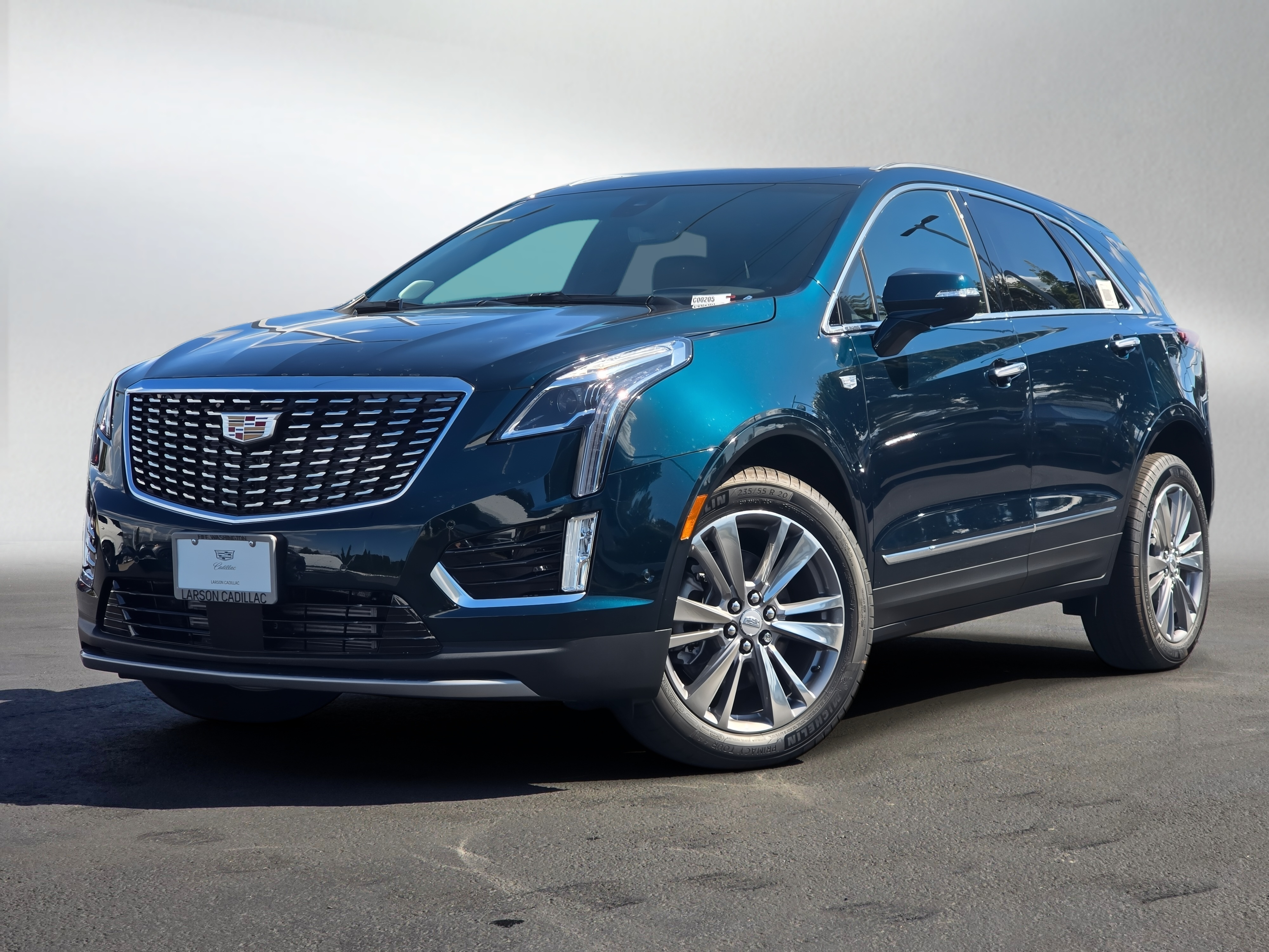 Emerald Lake Metallic 2026 Cadillac XT5 SUV / Crossover Four-Wheel Drive 9-Speed Automatic
