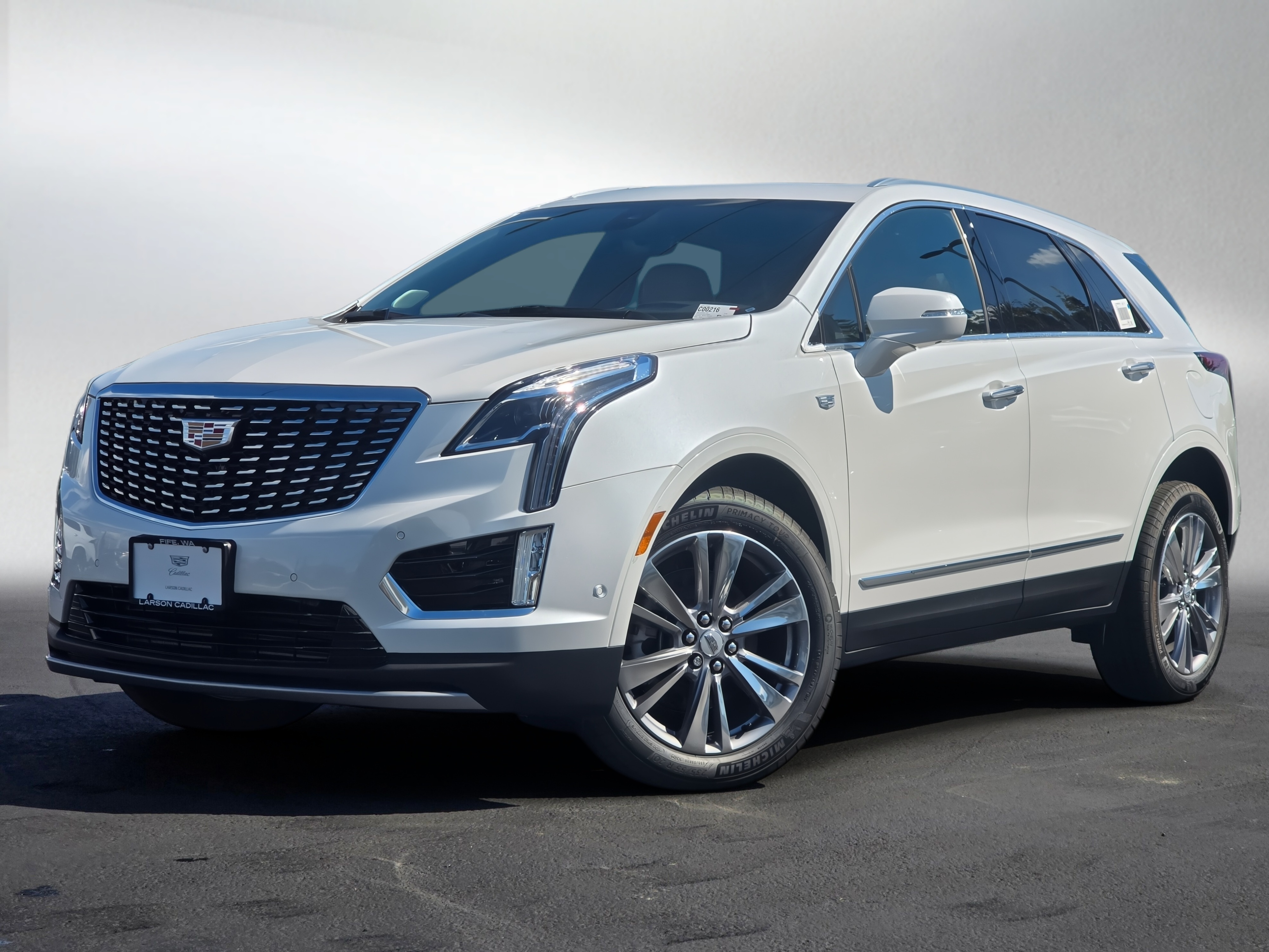 Crystal White Tricoat 2026 Cadillac XT5 SUV / Crossover Four-Wheel Drive 9-Speed Automatic