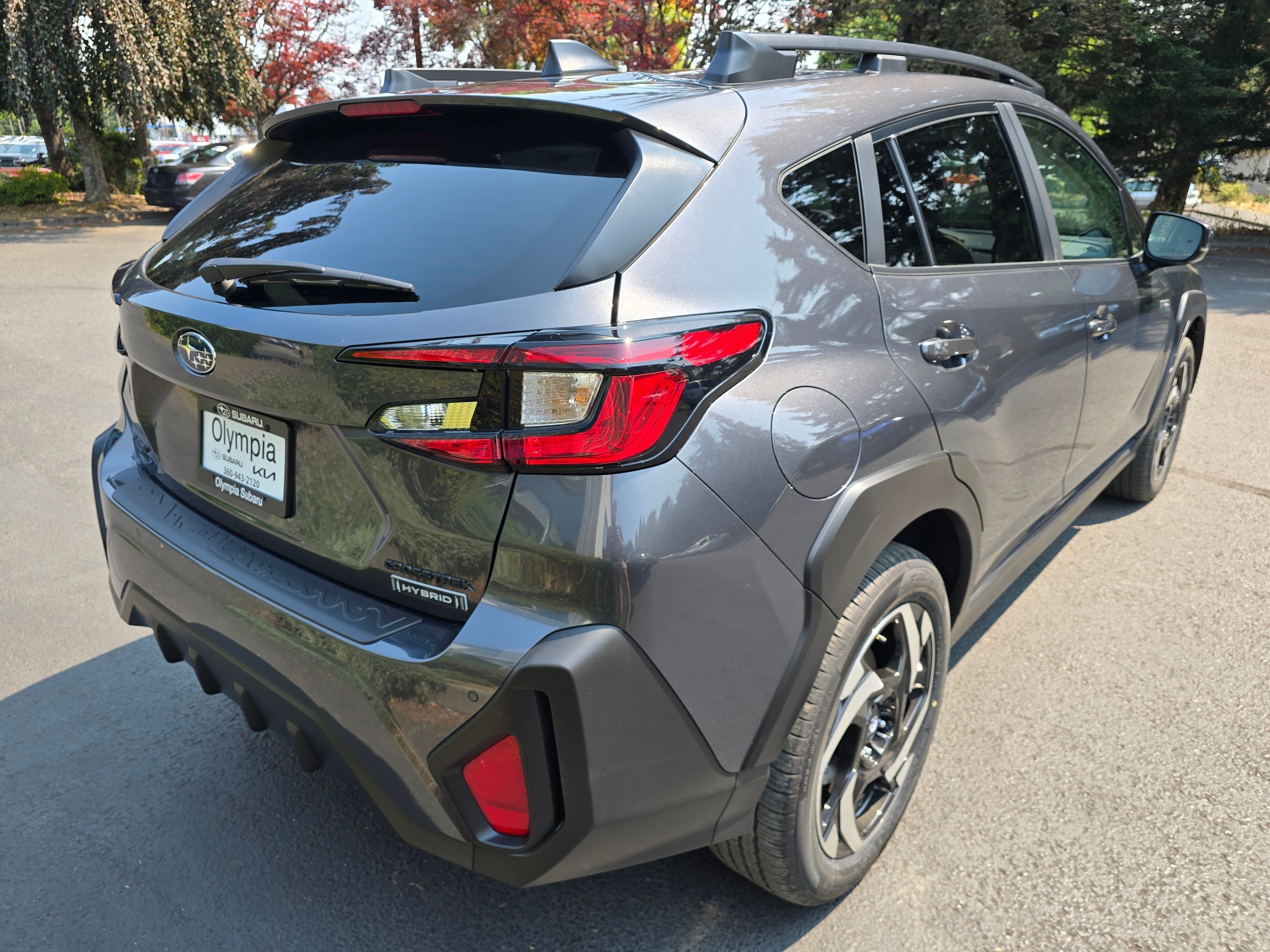 New 2026 MAGNETITE GRAY PEARL Subaru Limited Hybrid image 4