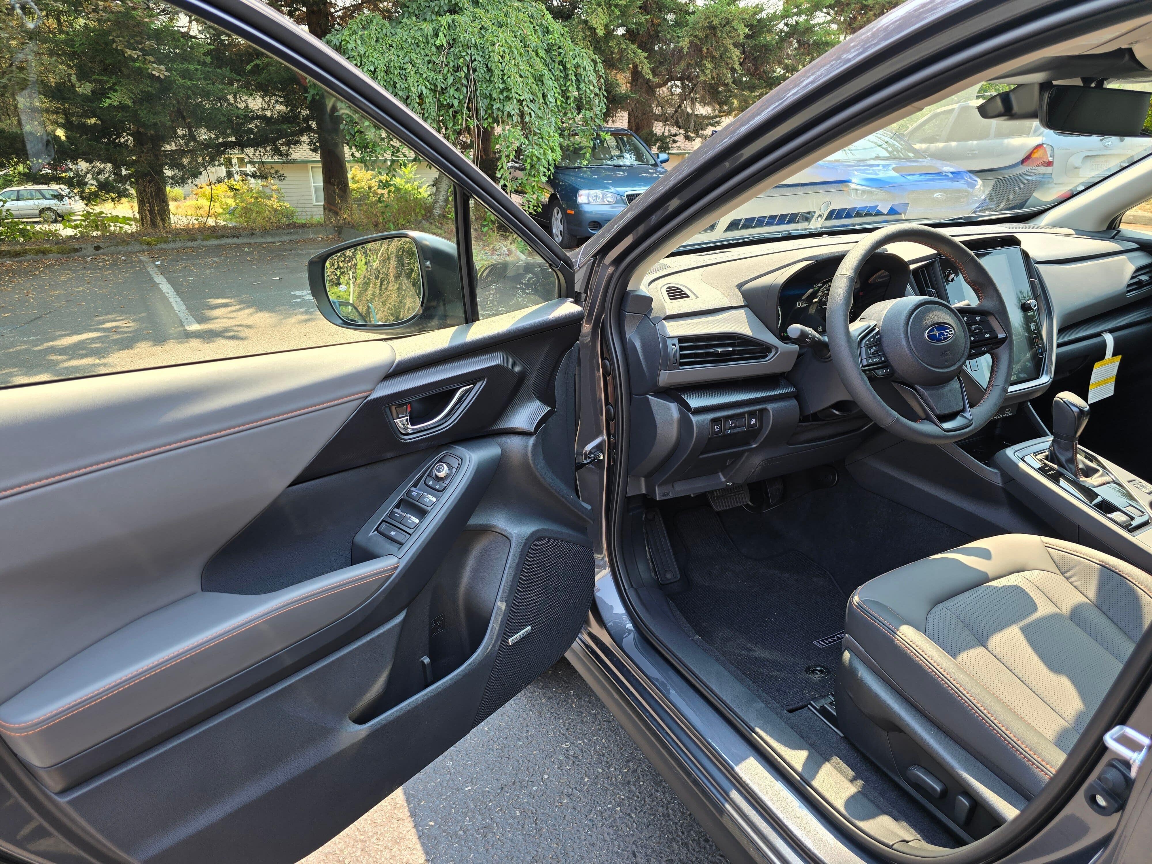 New 2026 MAGNETITE GRAY PEARL Subaru Limited Hybrid image 7