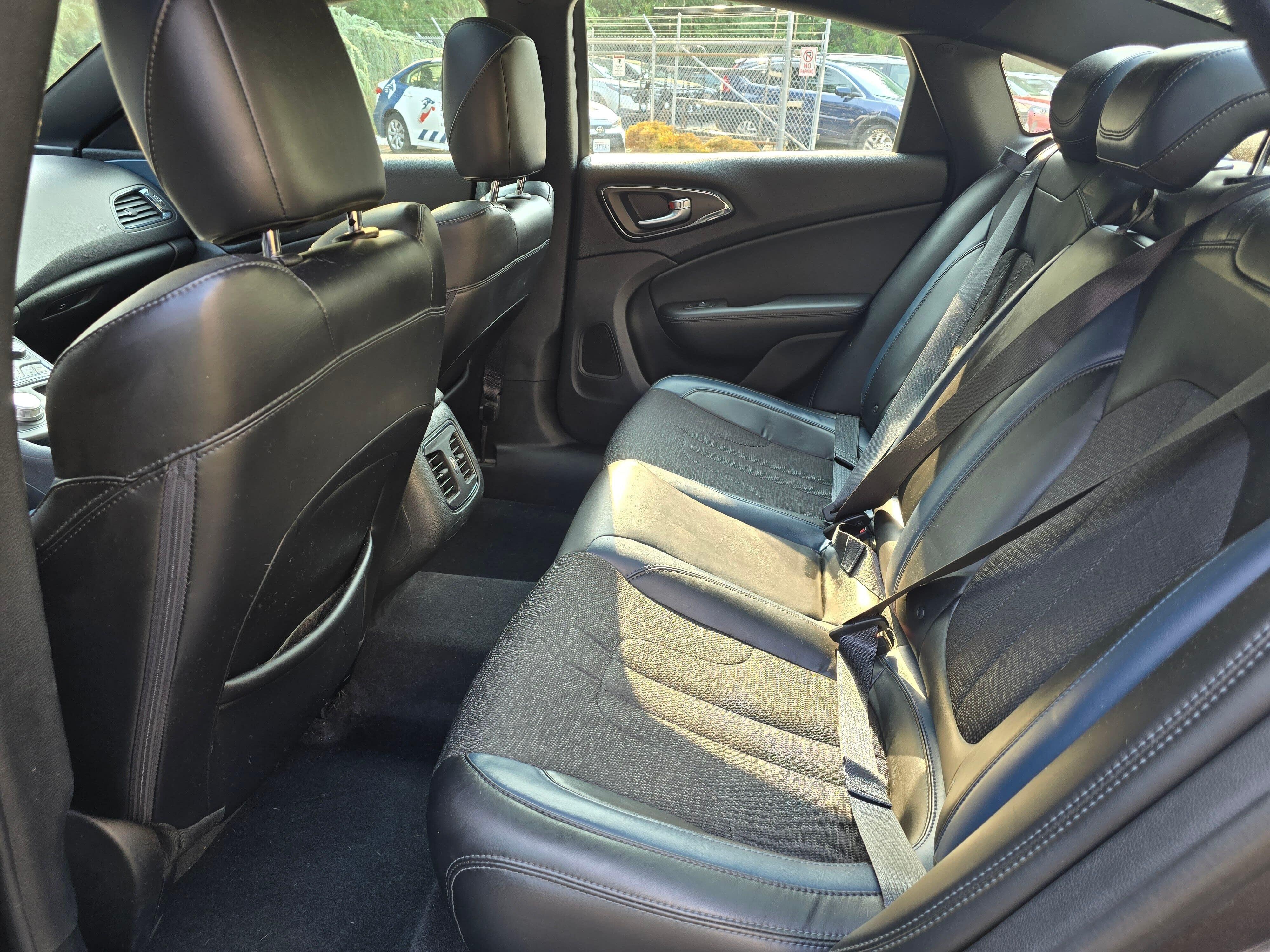 Used 2015 Crystal Metallic Chrysler S image 10