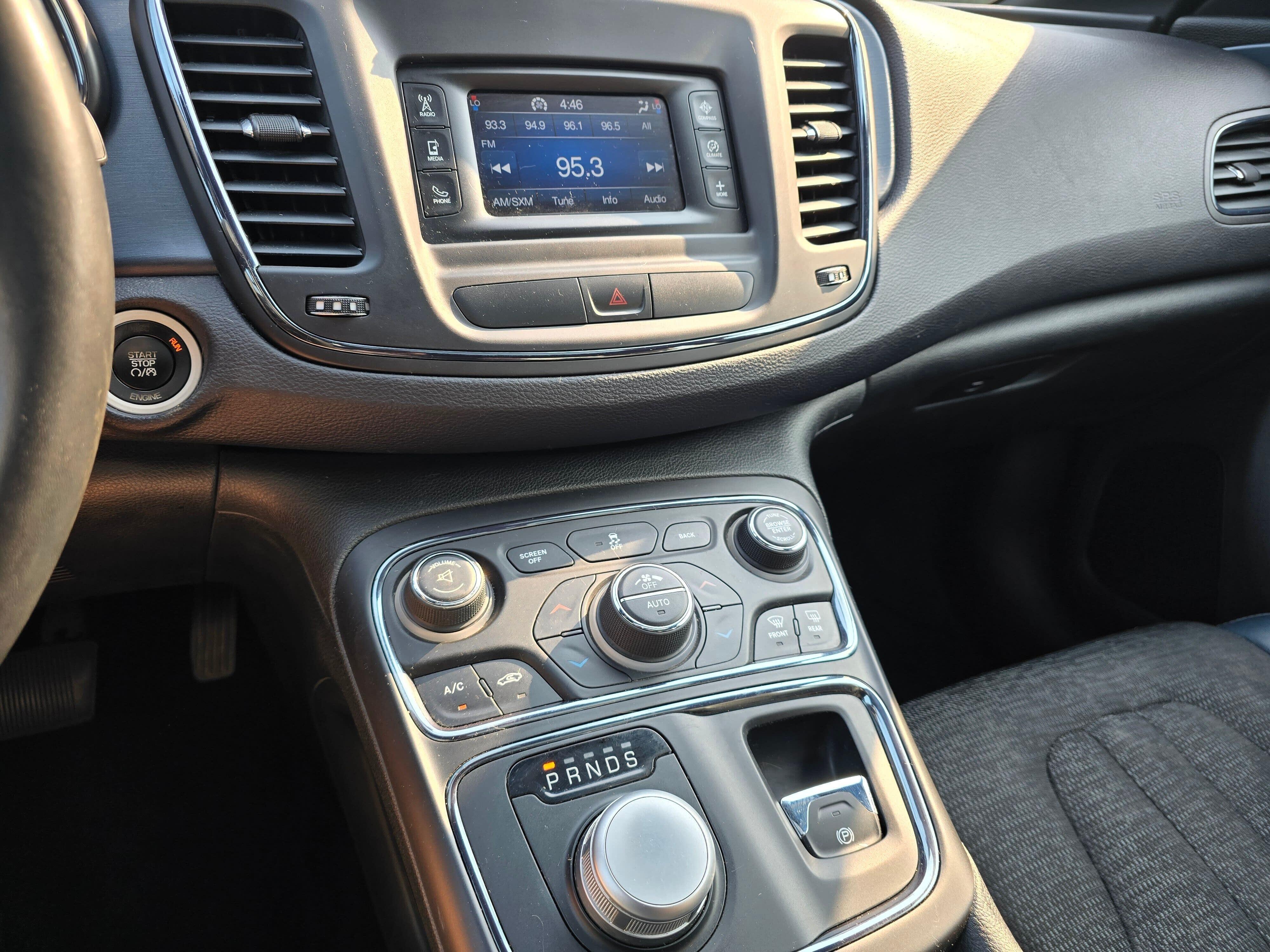 Used 2015 Crystal Metallic Chrysler S image 19