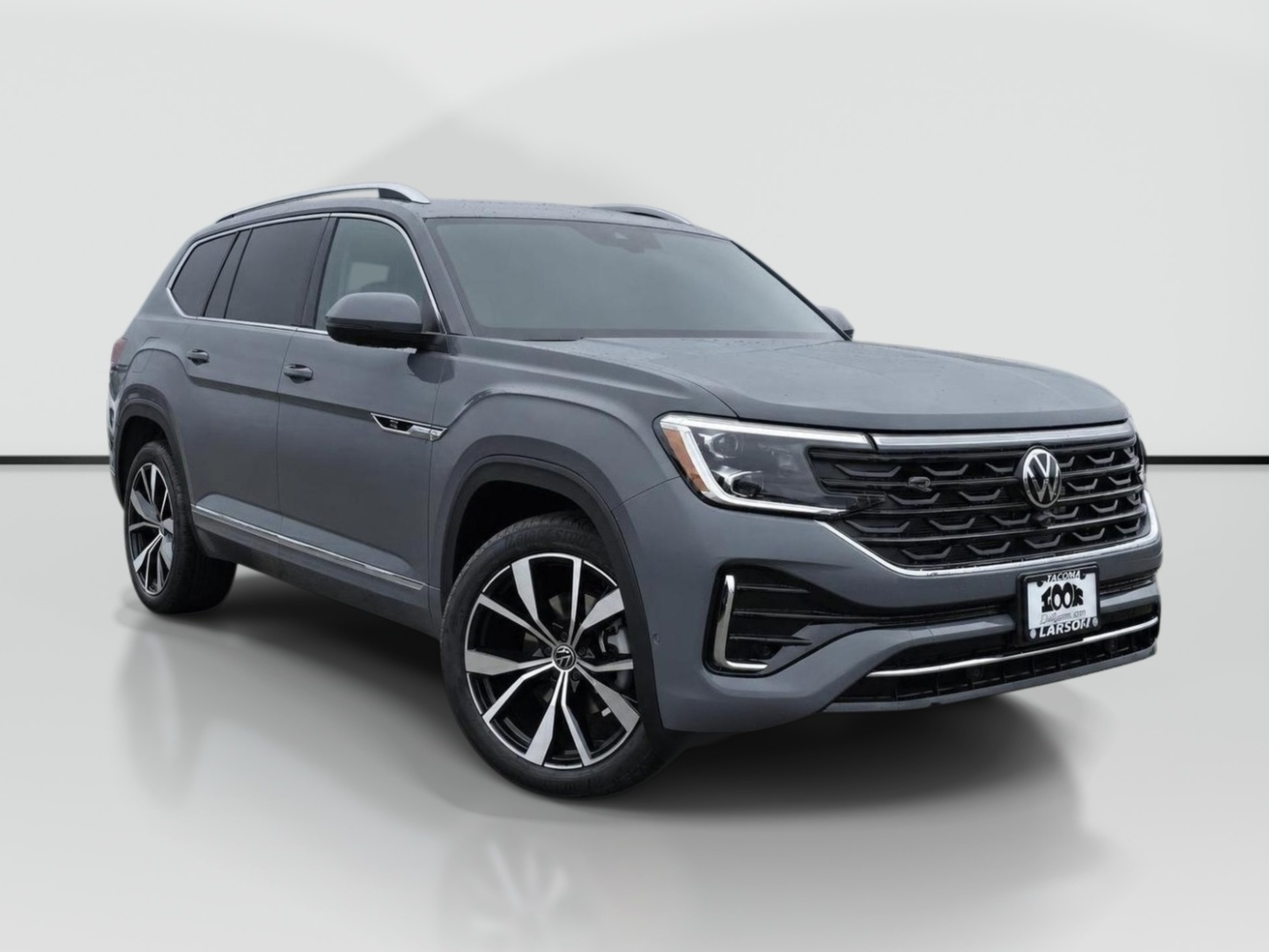 Pure Gray 2026 Volkswagen Atlas SUV / Crossover All-Wheel Drive 8-Speed Automatic