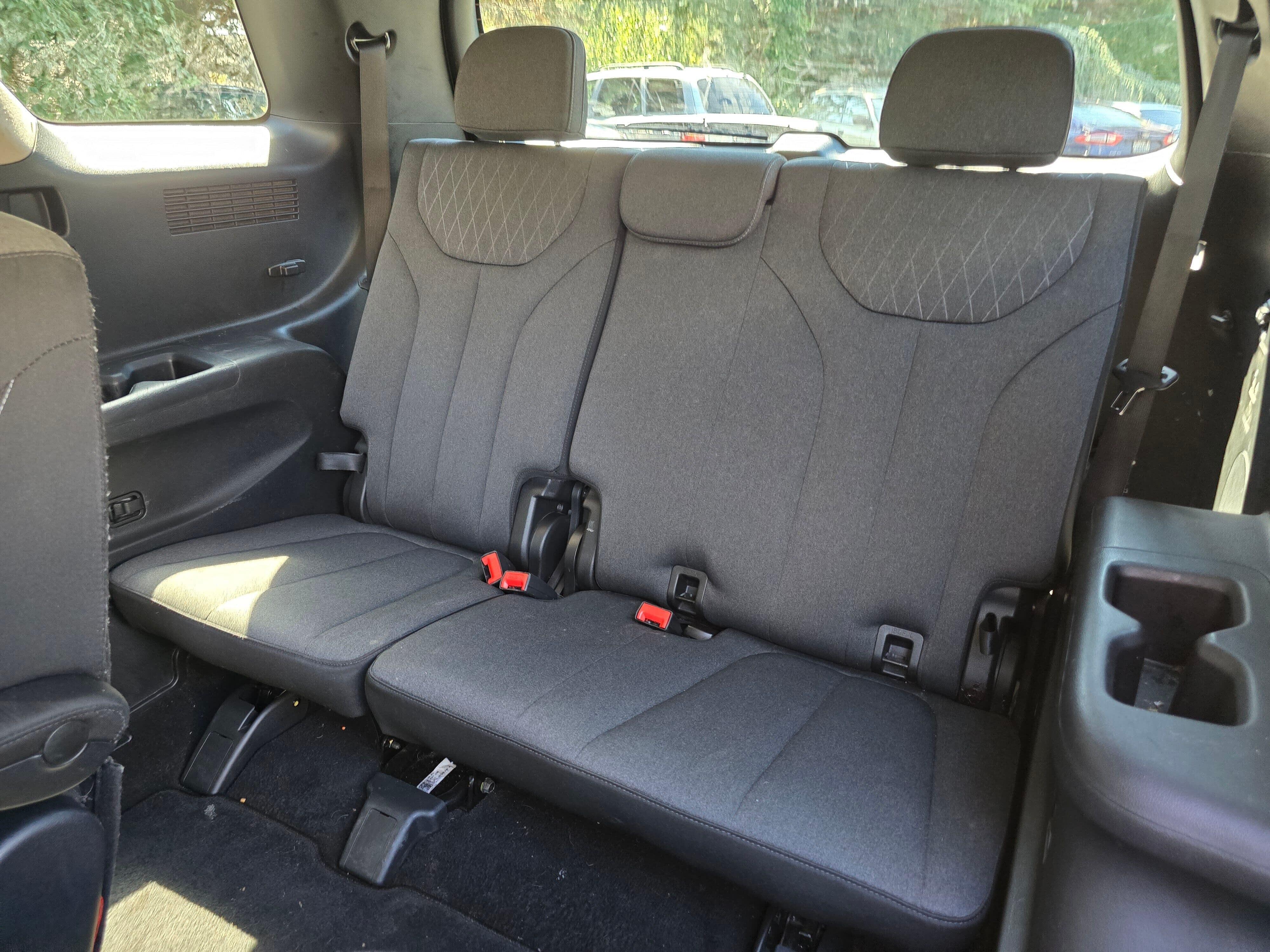 Used 2020 Silver Hyundai SEL image 18