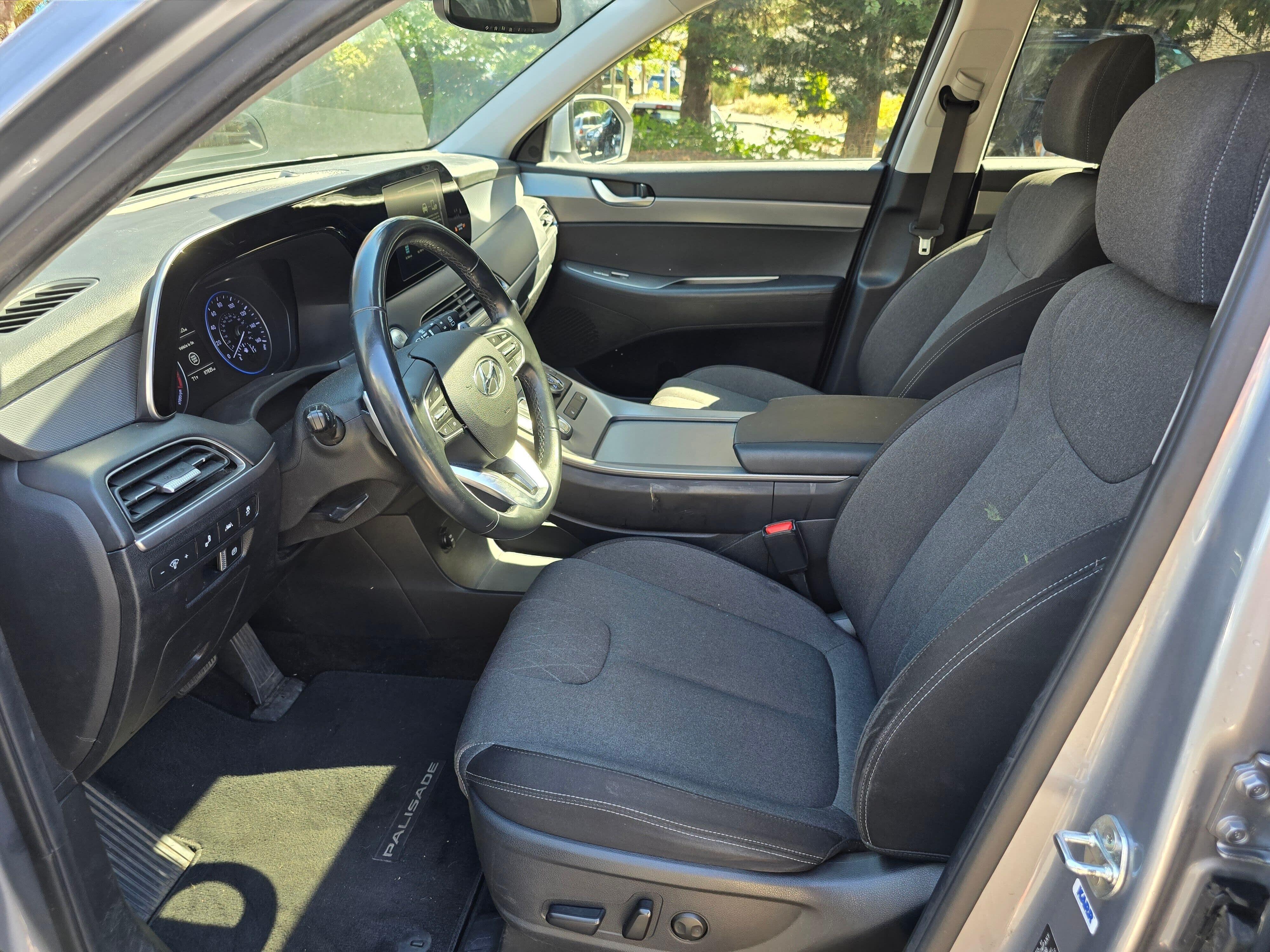 Used 2020 Silver Hyundai SEL image 21