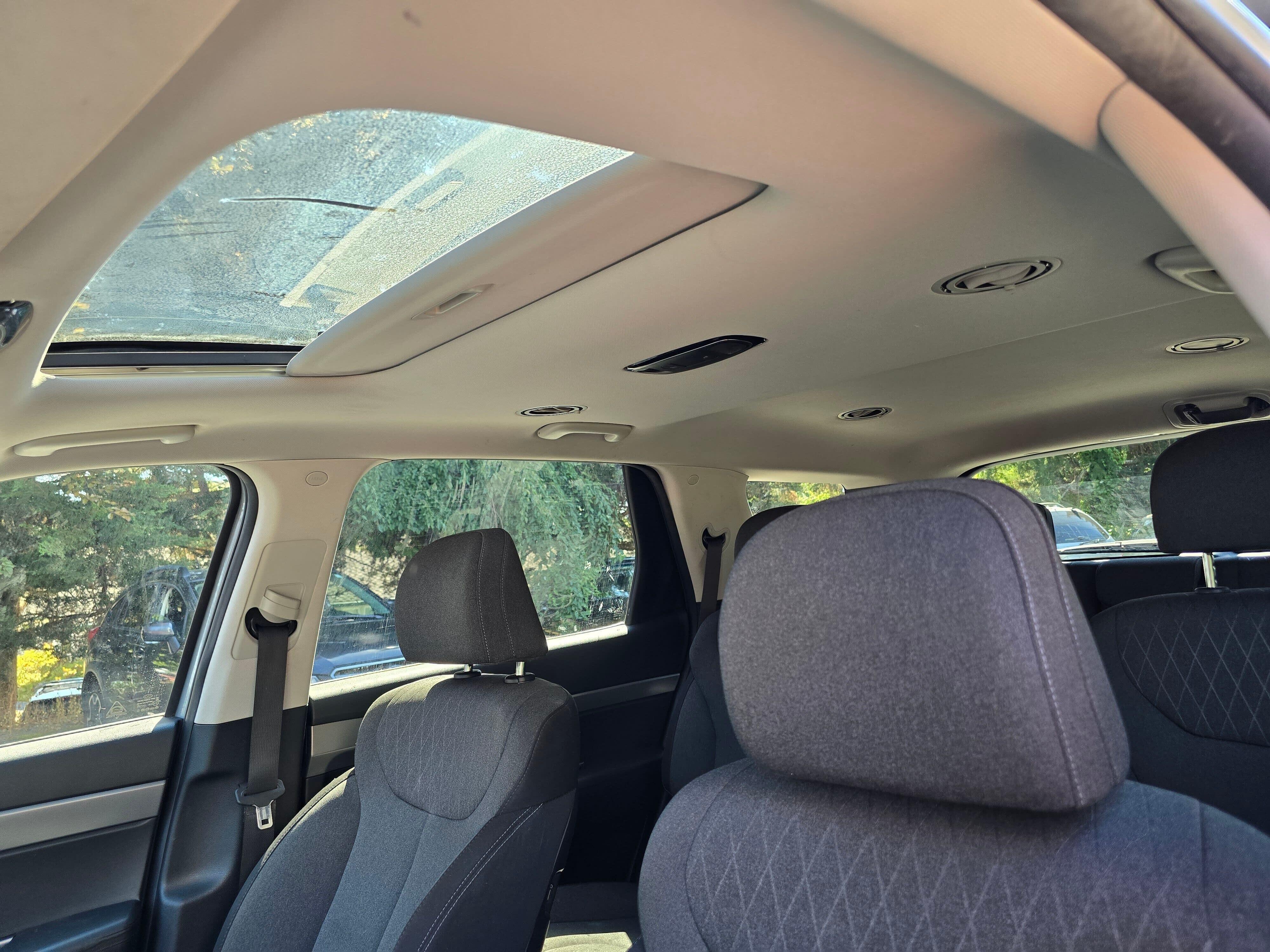 Used 2020 Silver Hyundai SEL image 23