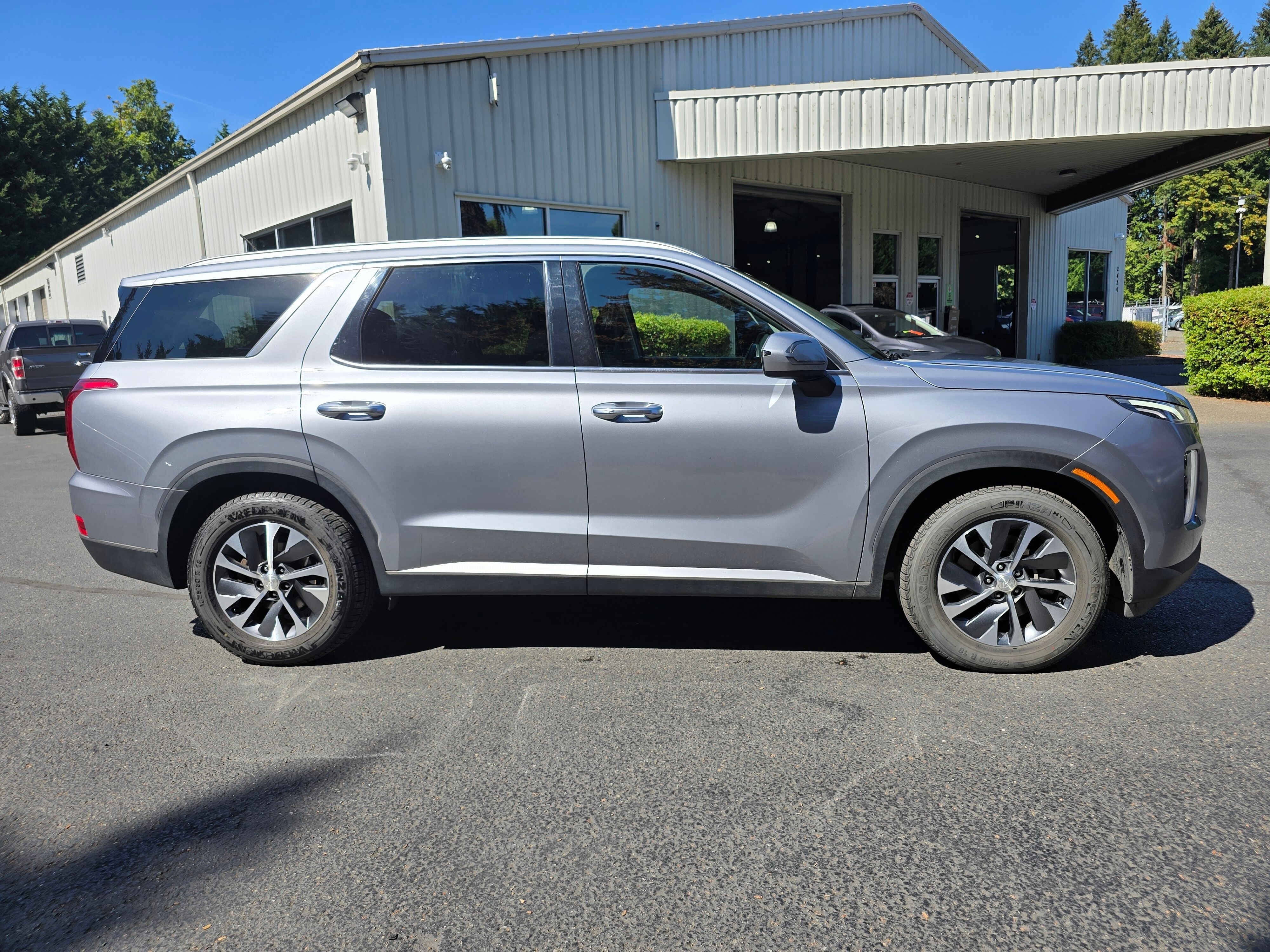 Used 2020 Silver Hyundai SEL image 8