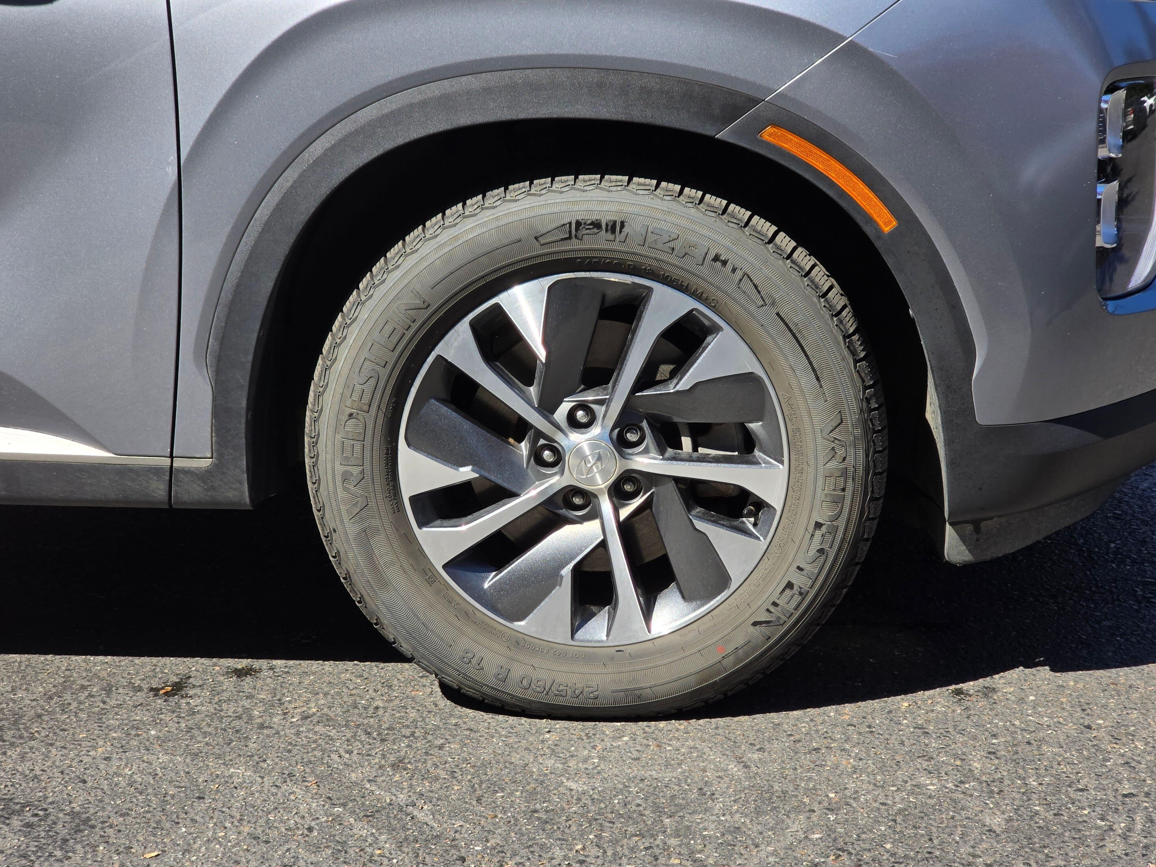 Used 2020 Silver Hyundai SEL image 9