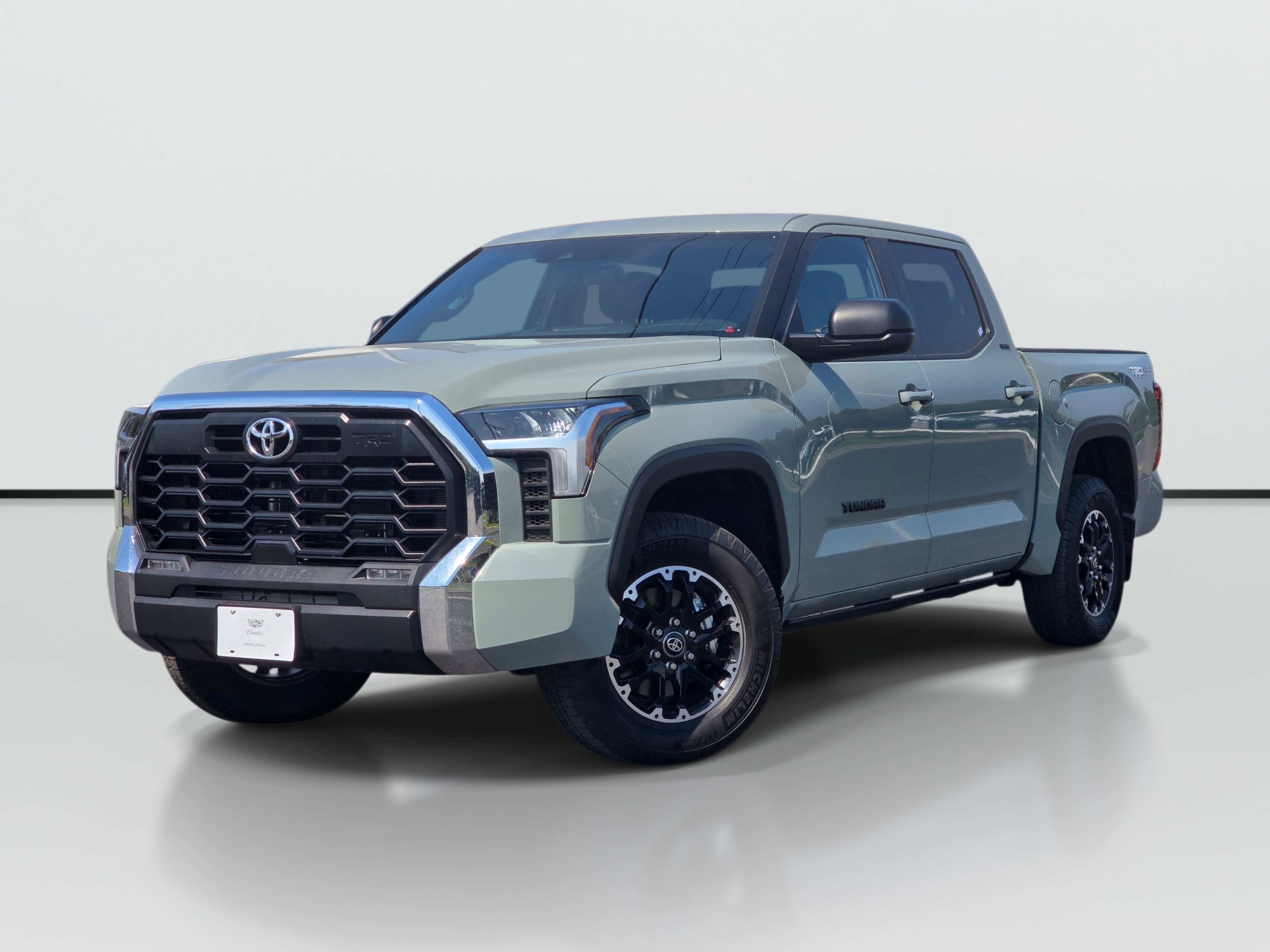  2025 Toyota Tundra SR5 CrewMax Cab 4WD   