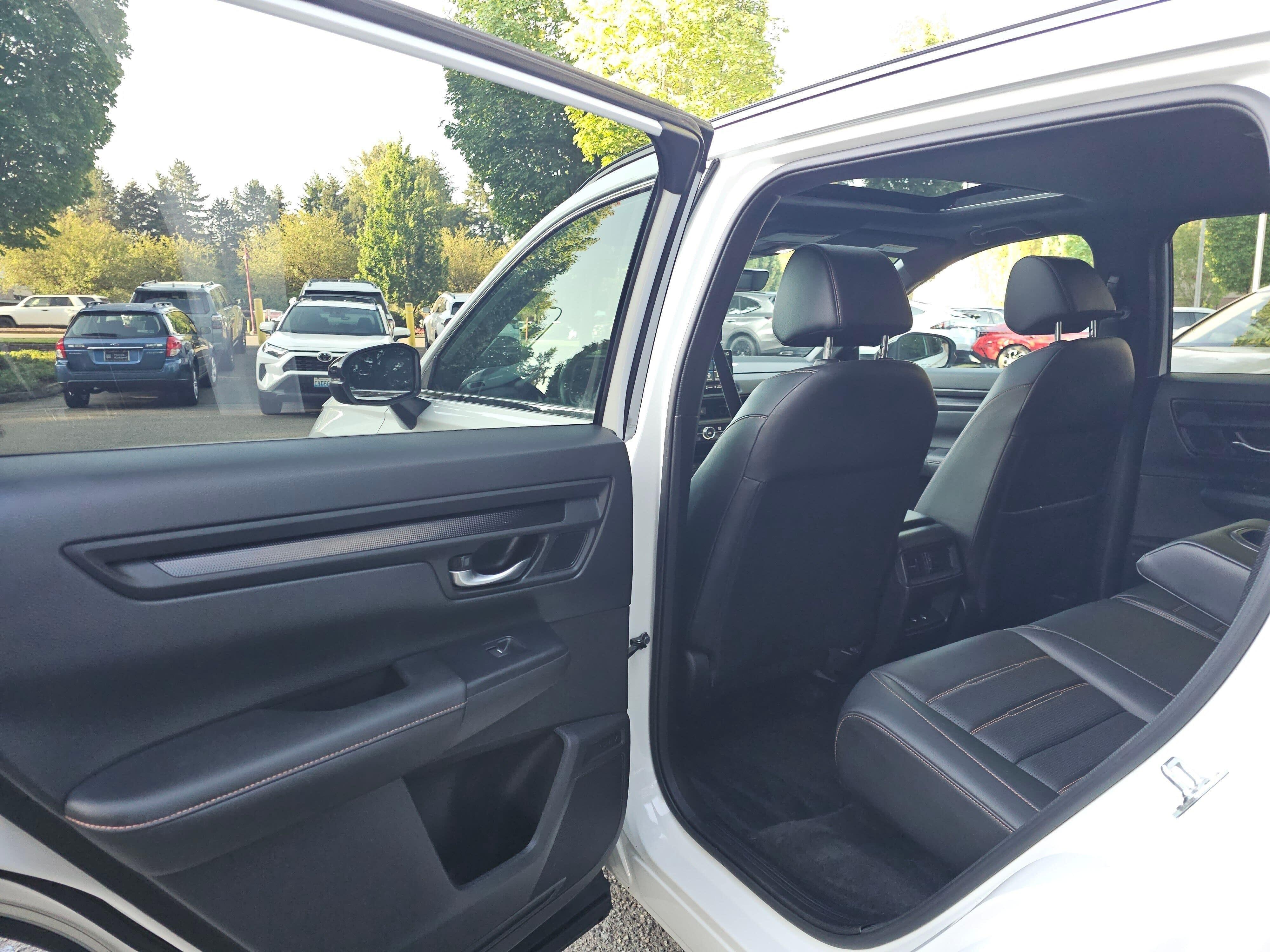 2024 Honda CR-V Sport-L - Photo 17