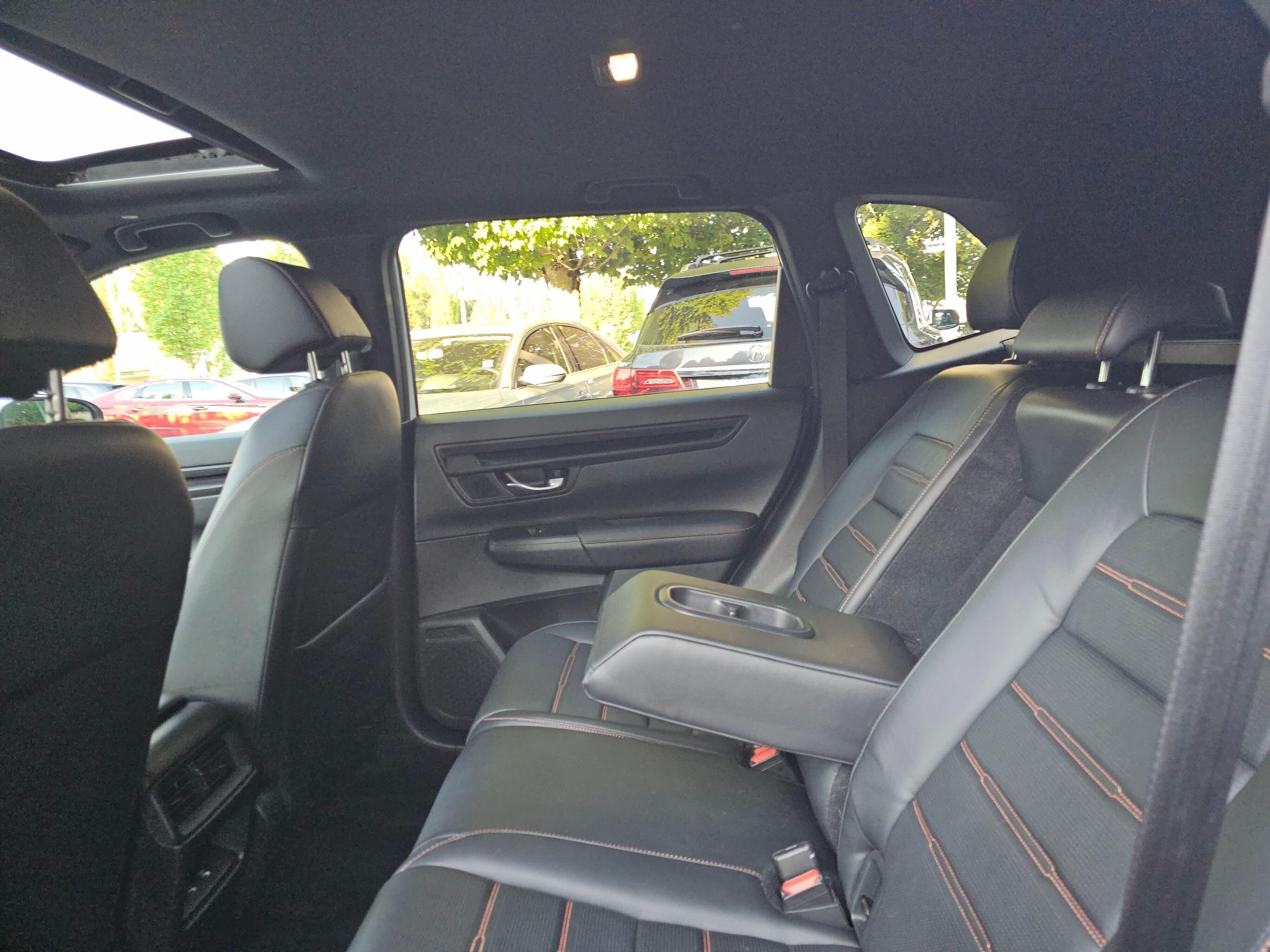 2024 Honda CR-V Sport-L - Photo 18